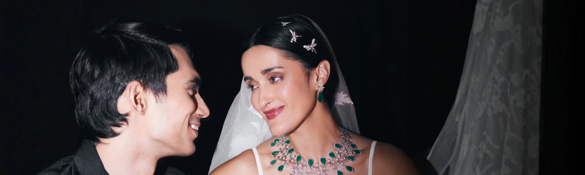 AMARIS Accessories | Men Kalgi's & Bridal Maang-Tikkas