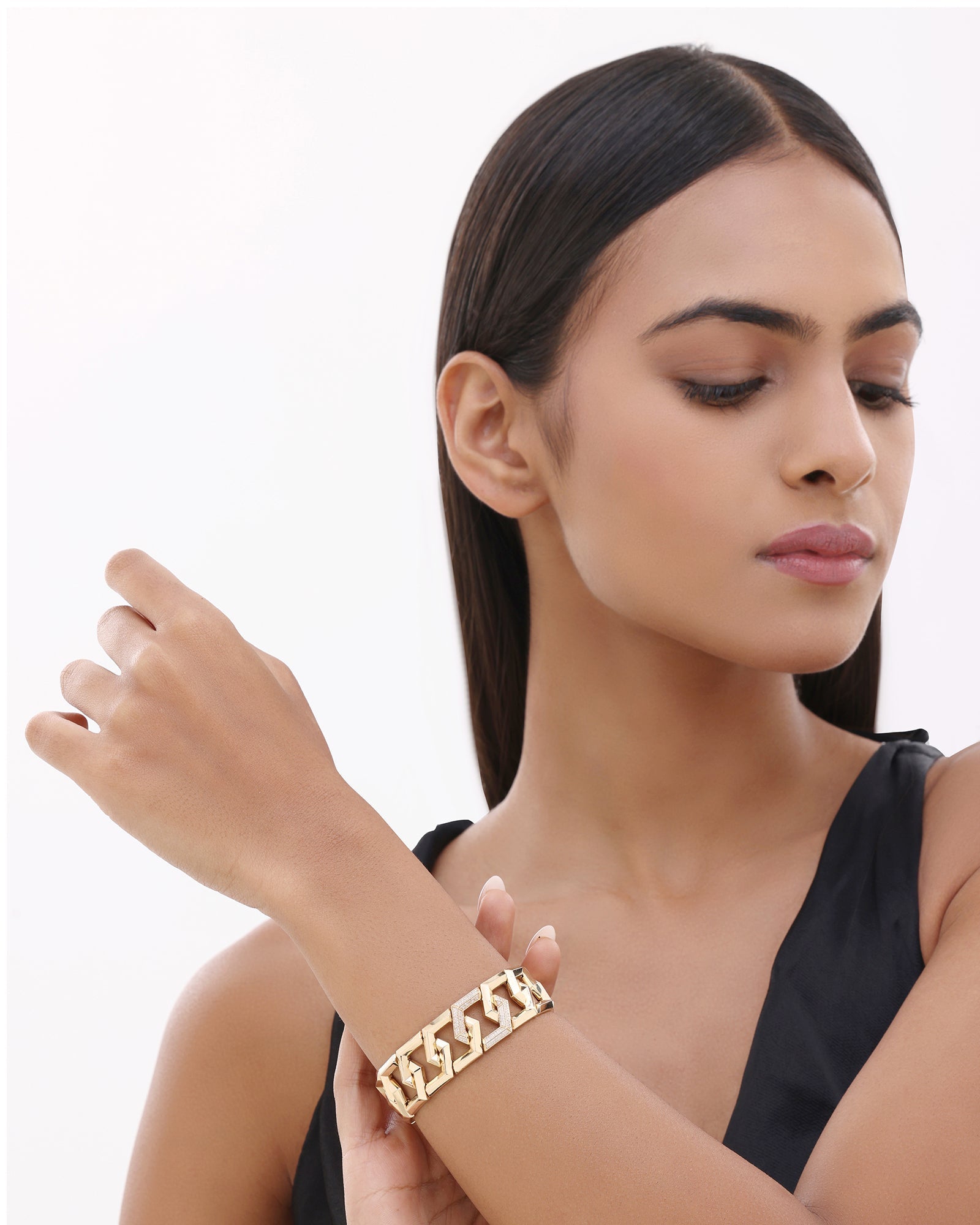 2400 Ad Bracelet | AMARIS JEWELS | Fine Jewelry 