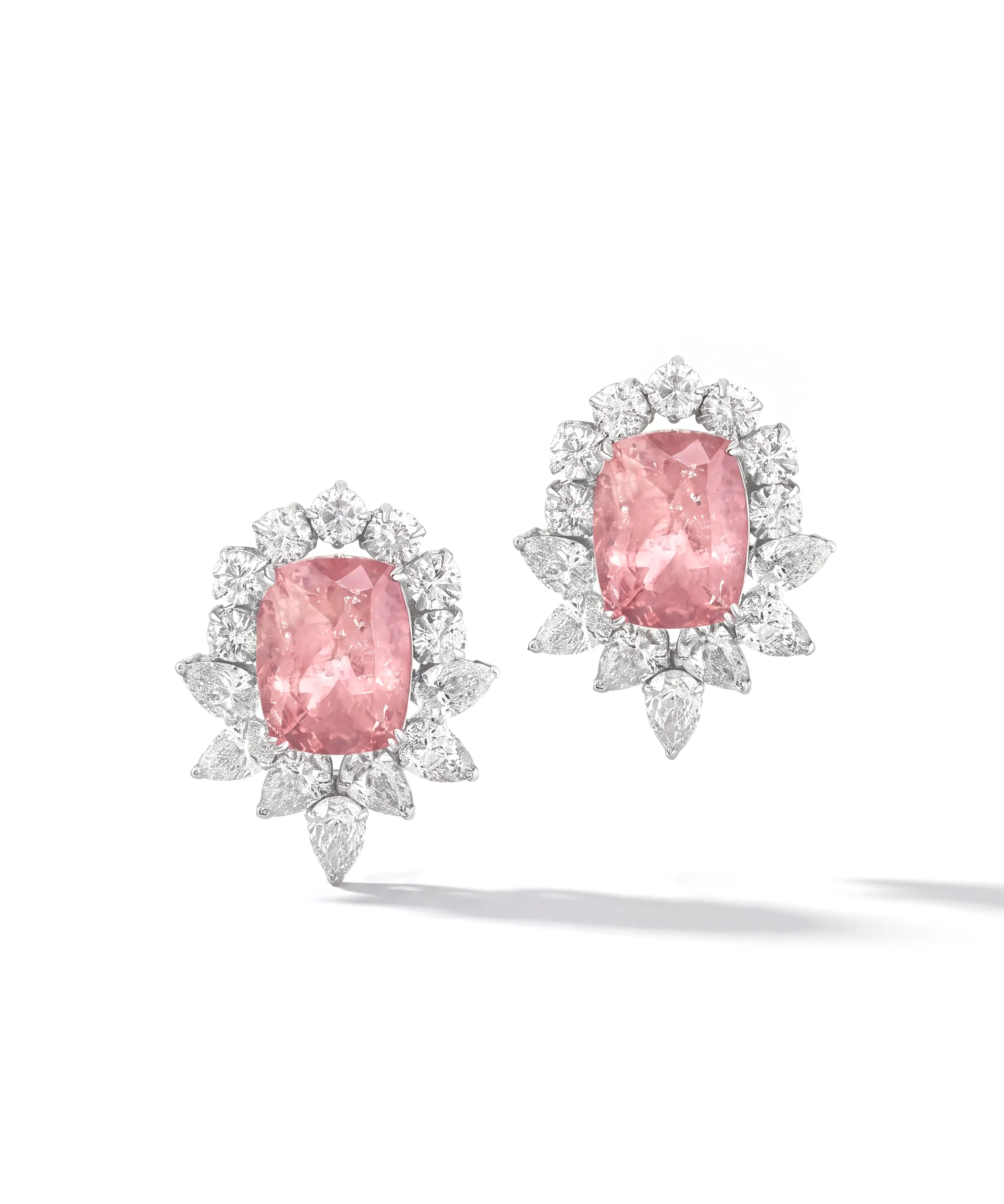 Aveline_Studs_1.webp