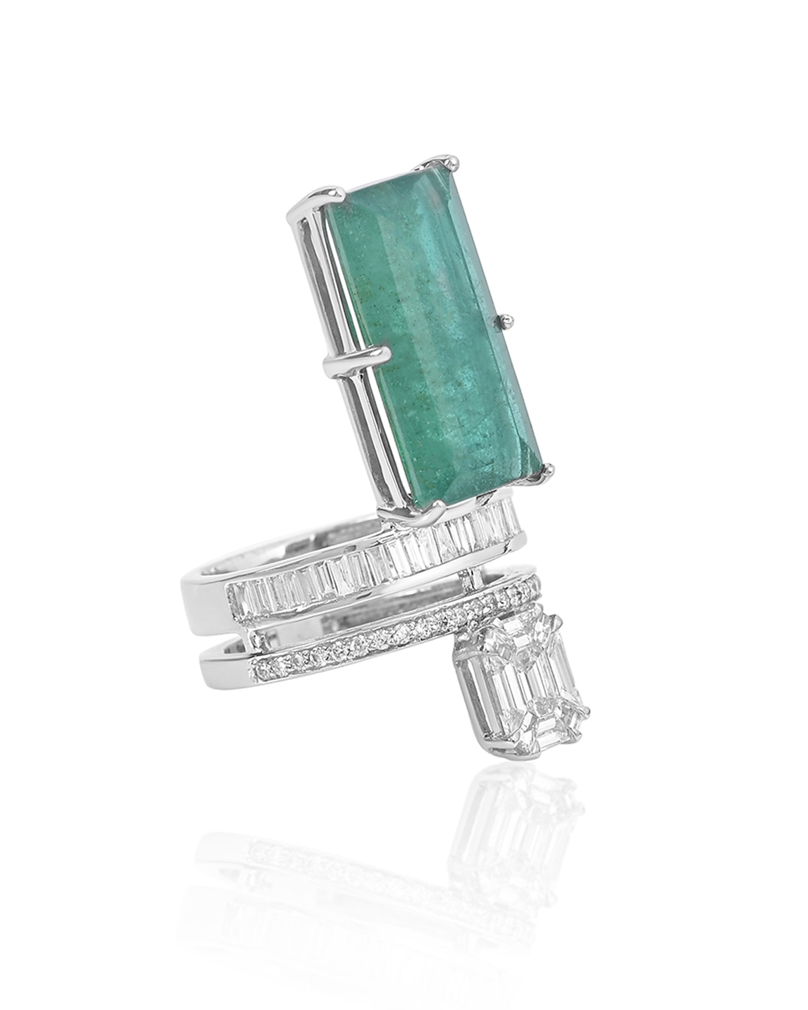 Baguette Emerald Ring | AMARIS JEWELS | Fine Jewelry 