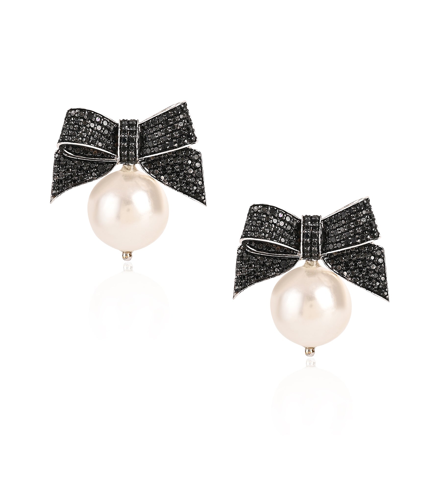 Black Tie Diamond Earrings | AMARIS JEWELS | Fine Jewelry 