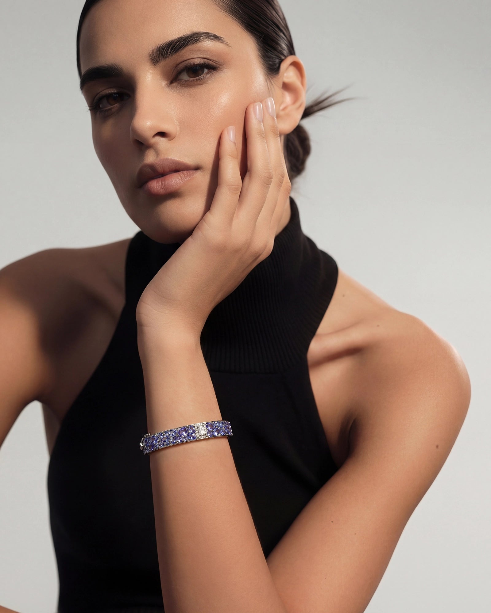 Blue Voltage Bracelet | AMARIS JEWELS | Fine Jewelry 