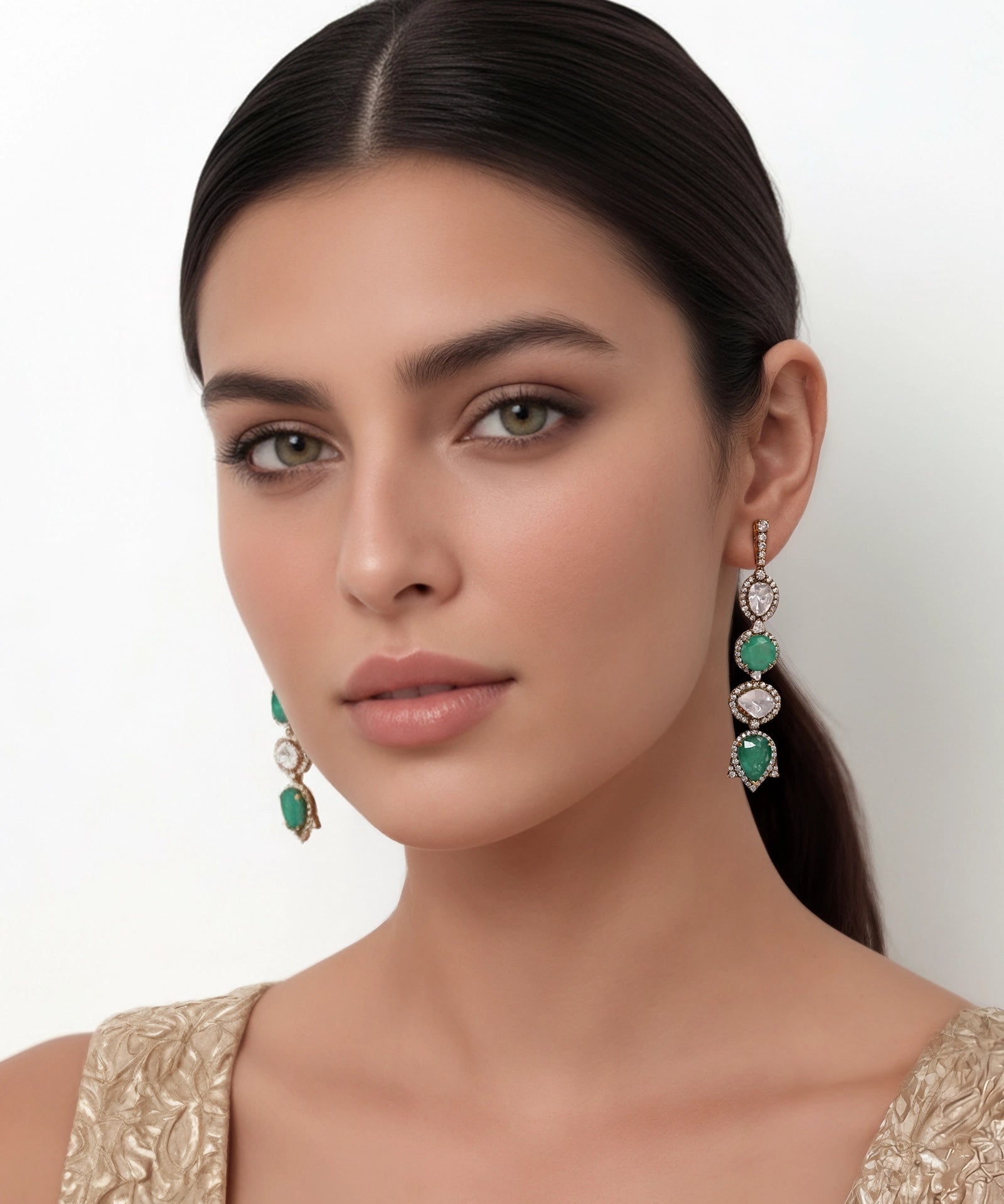 Bombay Raj Earrings (Emerald) | AMARIS JEWELS | Fine Jewelry 