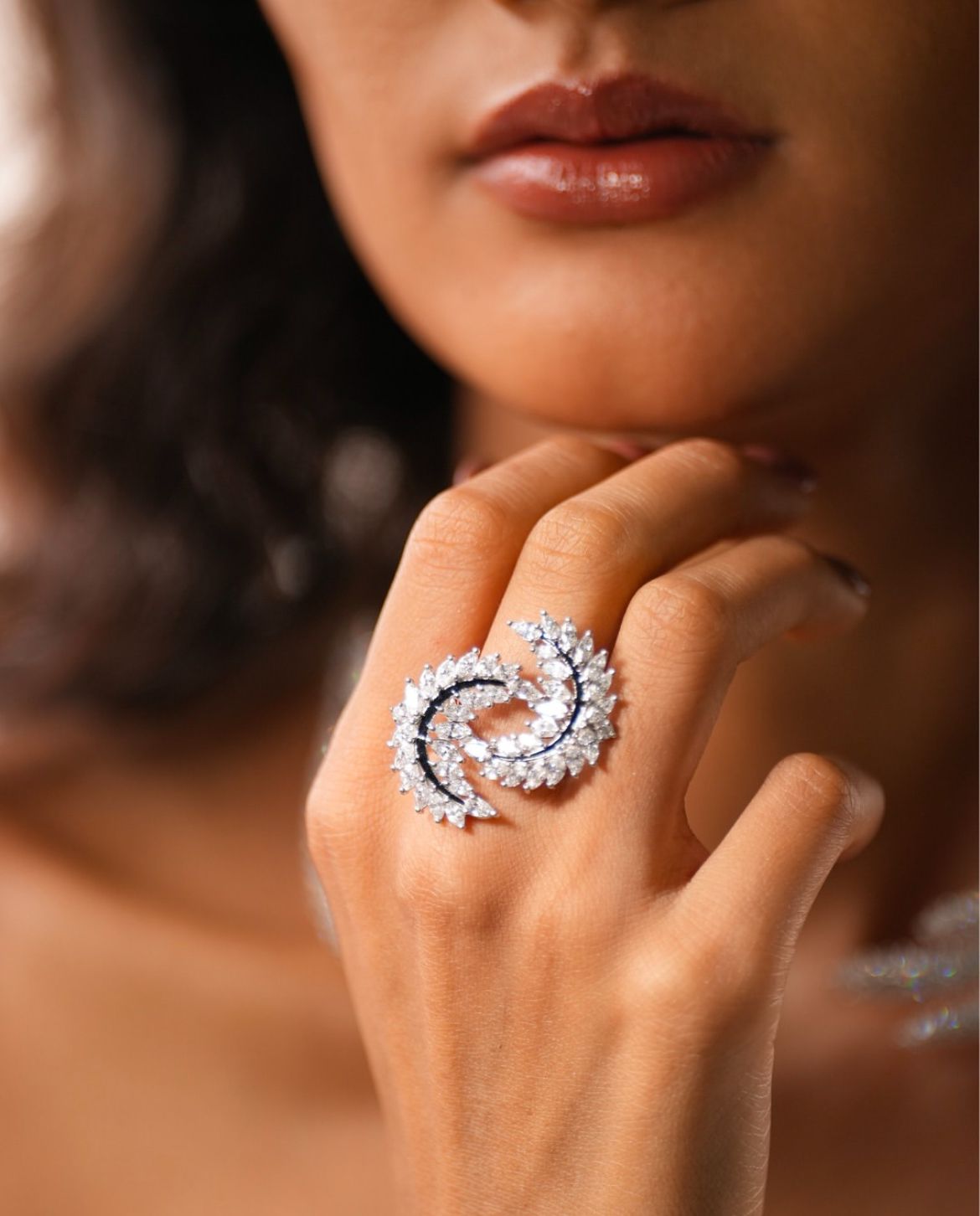 Boomerang Ring | AMARIS JEWELS | Fine Jewelry 