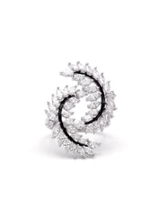 Boomerang Ring | AMARIS JEWELS | Fine Jewelry