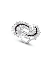 Boomerang Ring | AMARIS JEWELS | Fine Jewelry