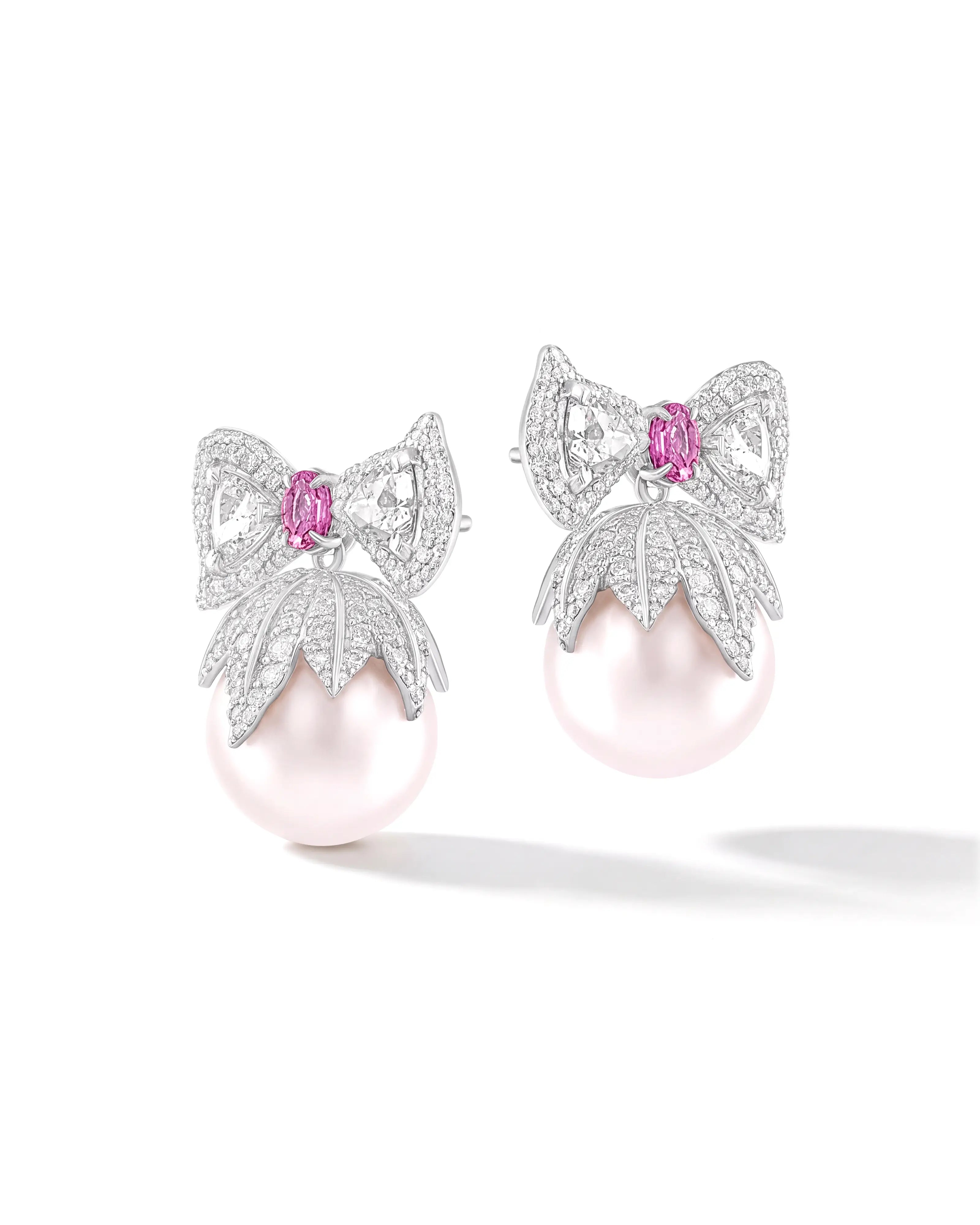 Bow charm Earrings | AMARIS JEWELS | Fine Jewelry