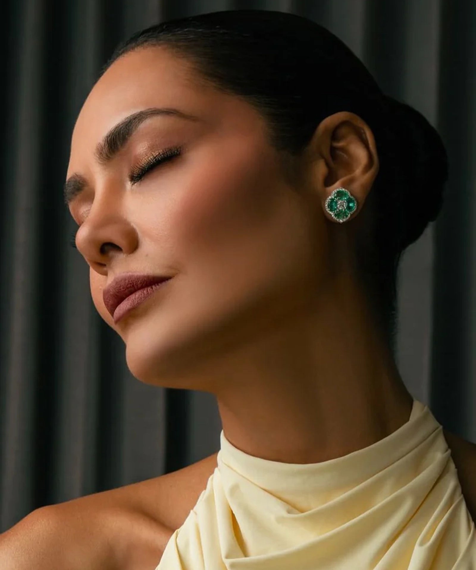 Calliope Mini Emerald Studs | AMARIS JEWELS | Fine Jewelry 