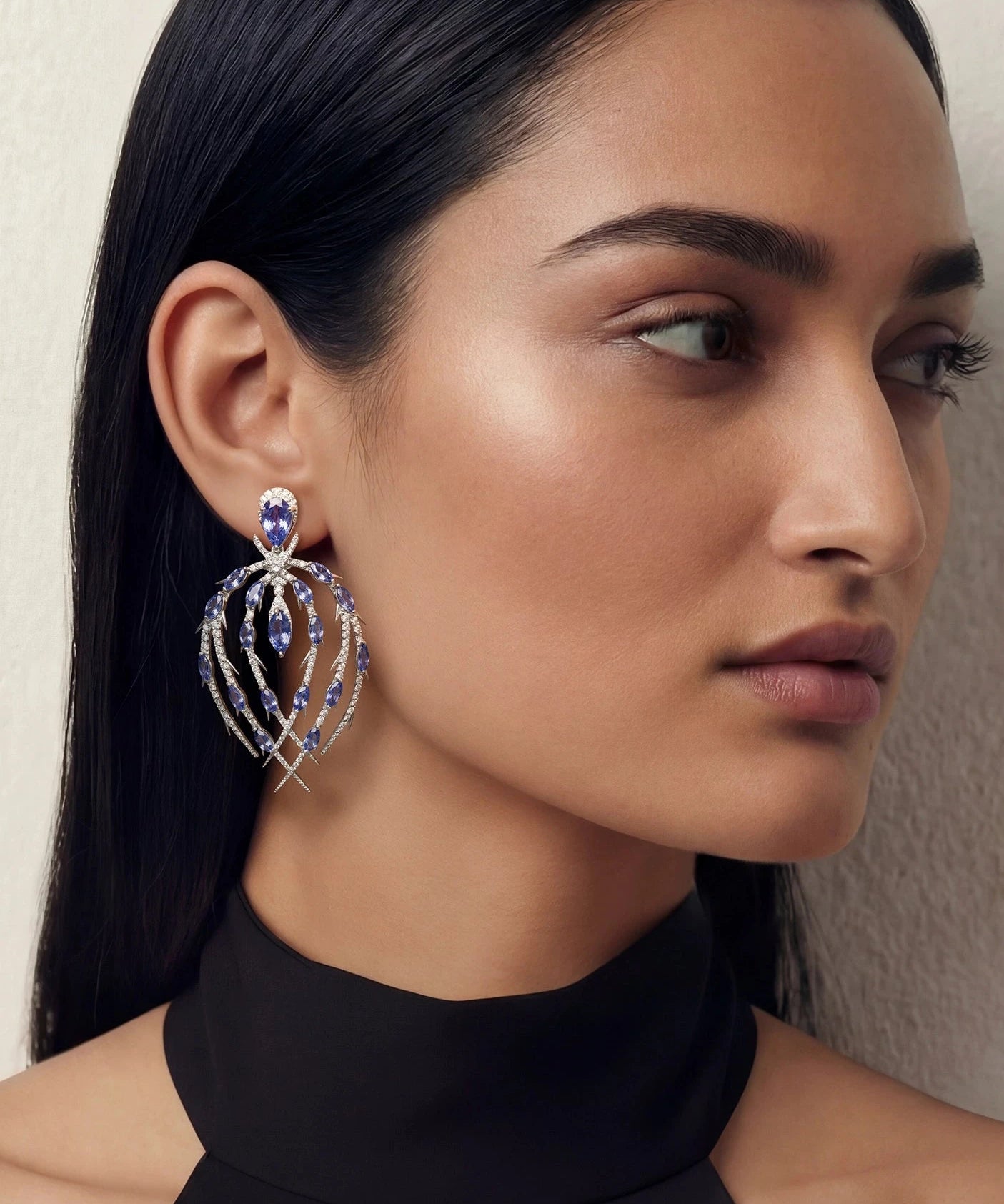 Claw It Earrings | AMARIS JEWELS | Fine Jewelry 