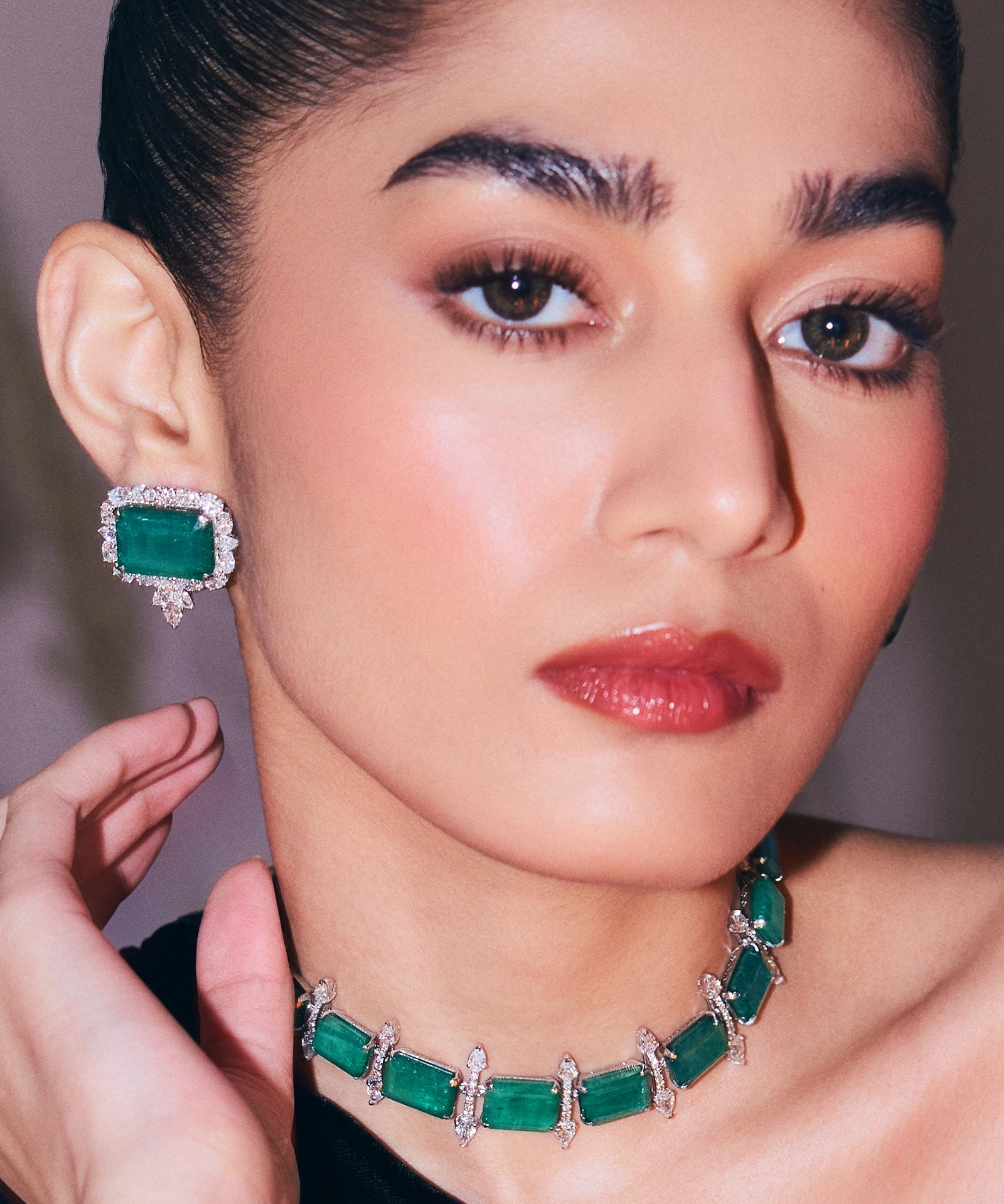 Hepburn Halo Studs | AMARIS JEWELS | Fine Jewelry 