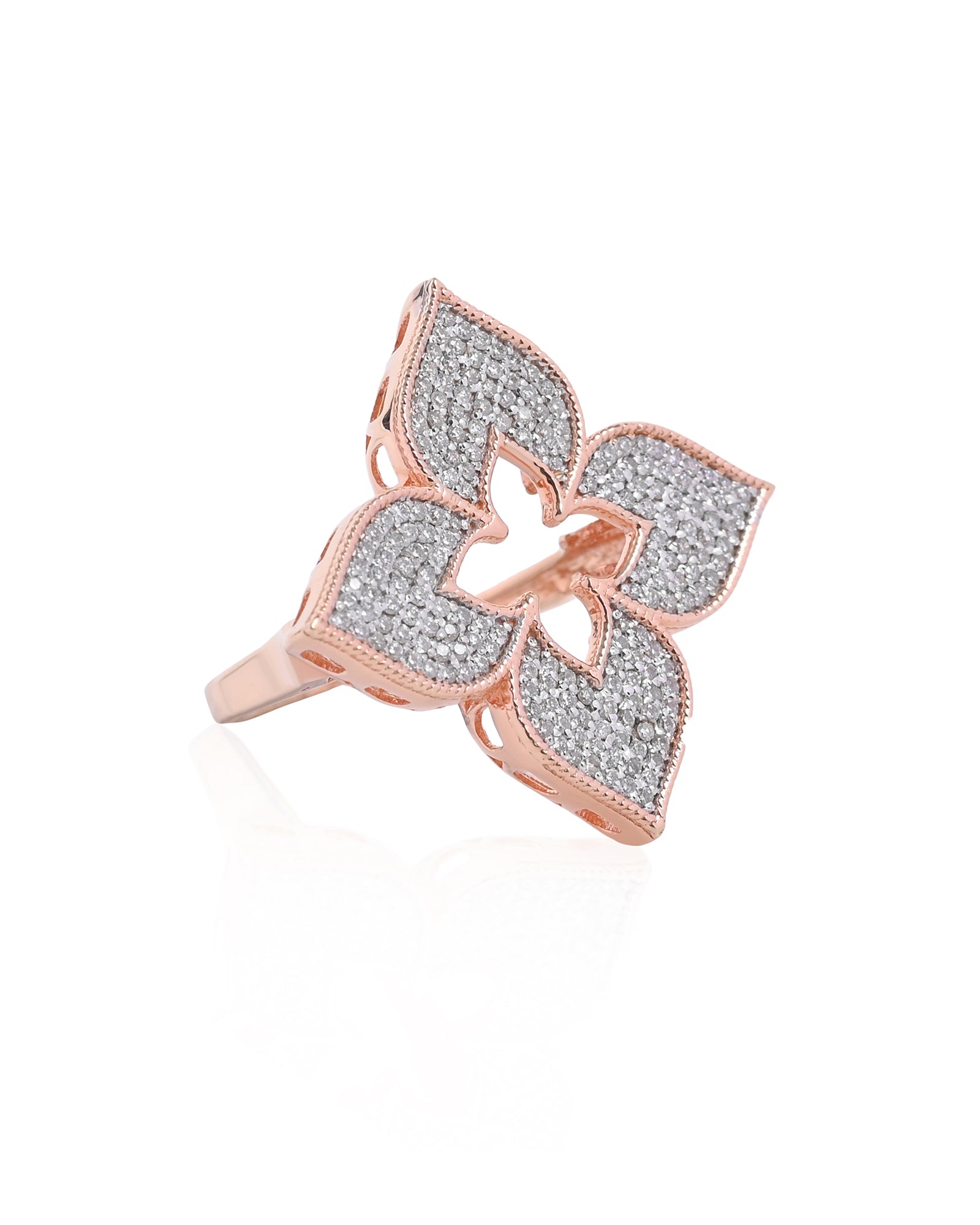 Clover ring | AMARIS JEWELS | Fine Jewelry 
