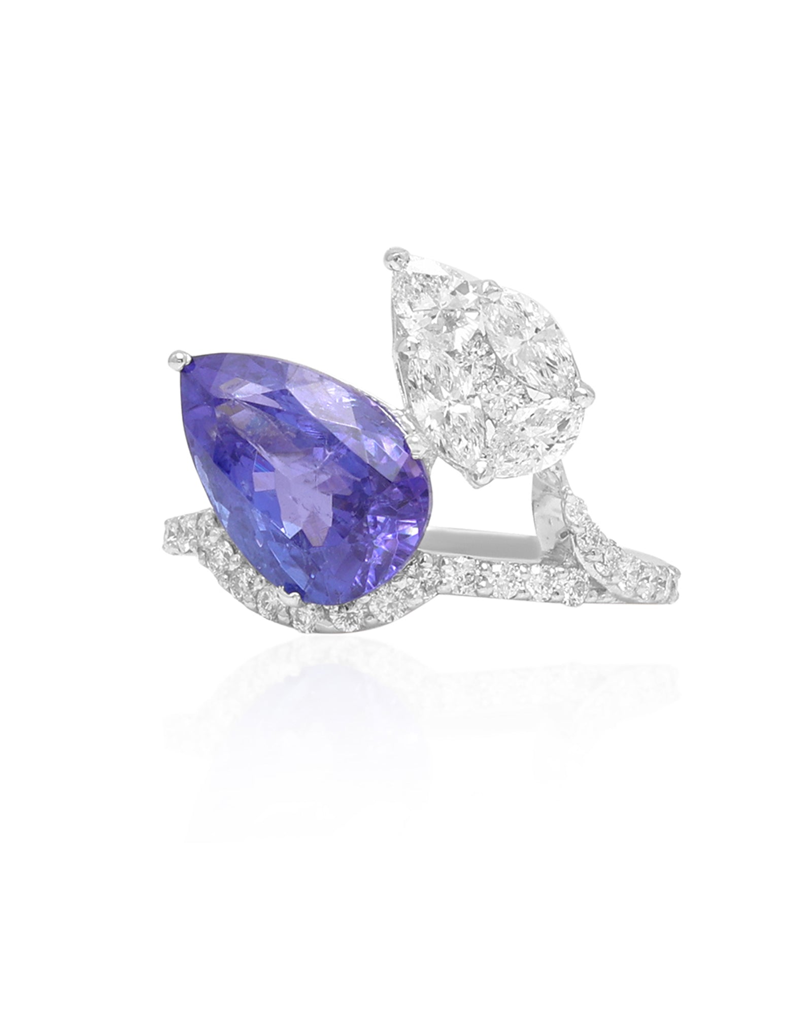Colour Me Blue Ring | AMARIS JEWELS | Fine Jewelry 