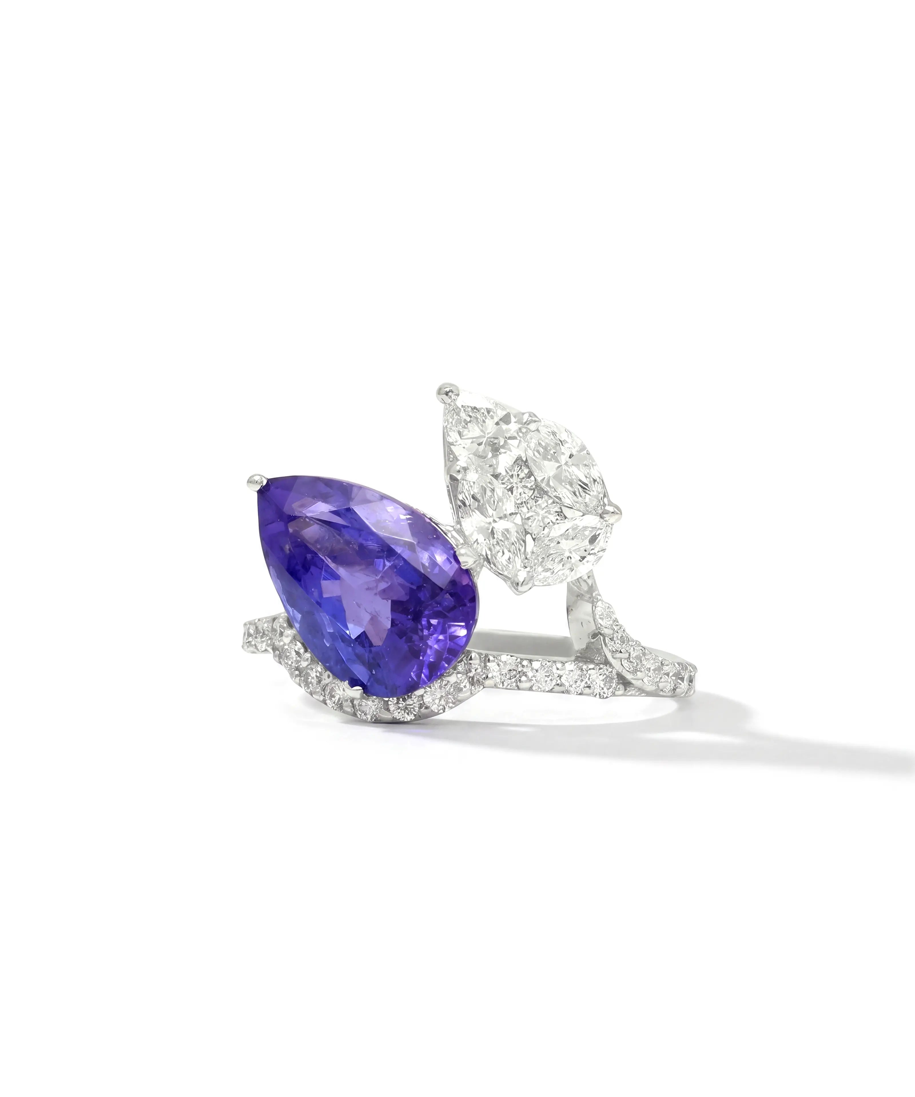Colour Me Blue Ring | AMARIS JEWELS | Fine Jewelry
