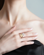 Cross Roads Ring | AMARIS JEWELS | Fine Jewelry 