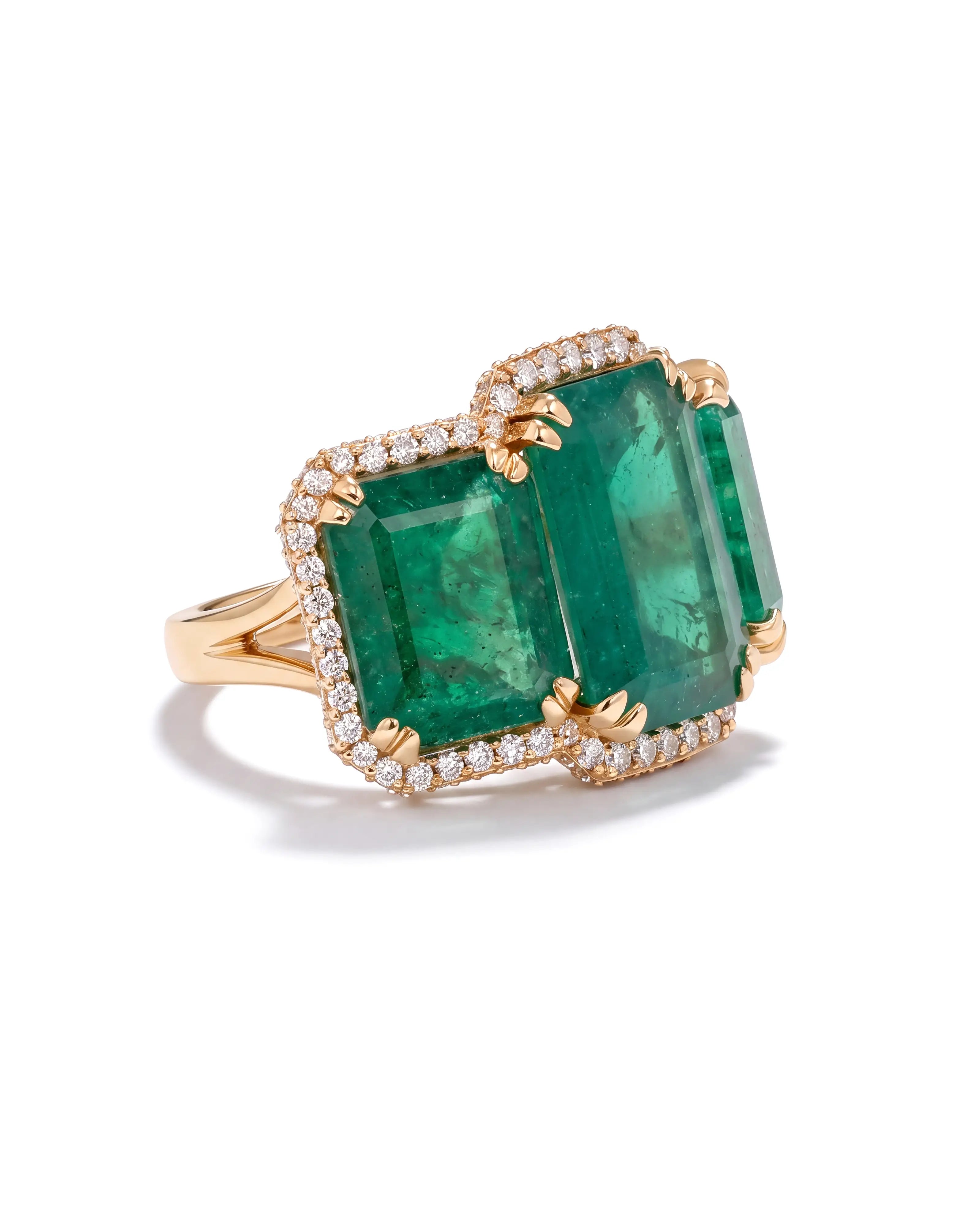 Crown Emerald Ring | AMARIS JEWELS | Fine Jewelry