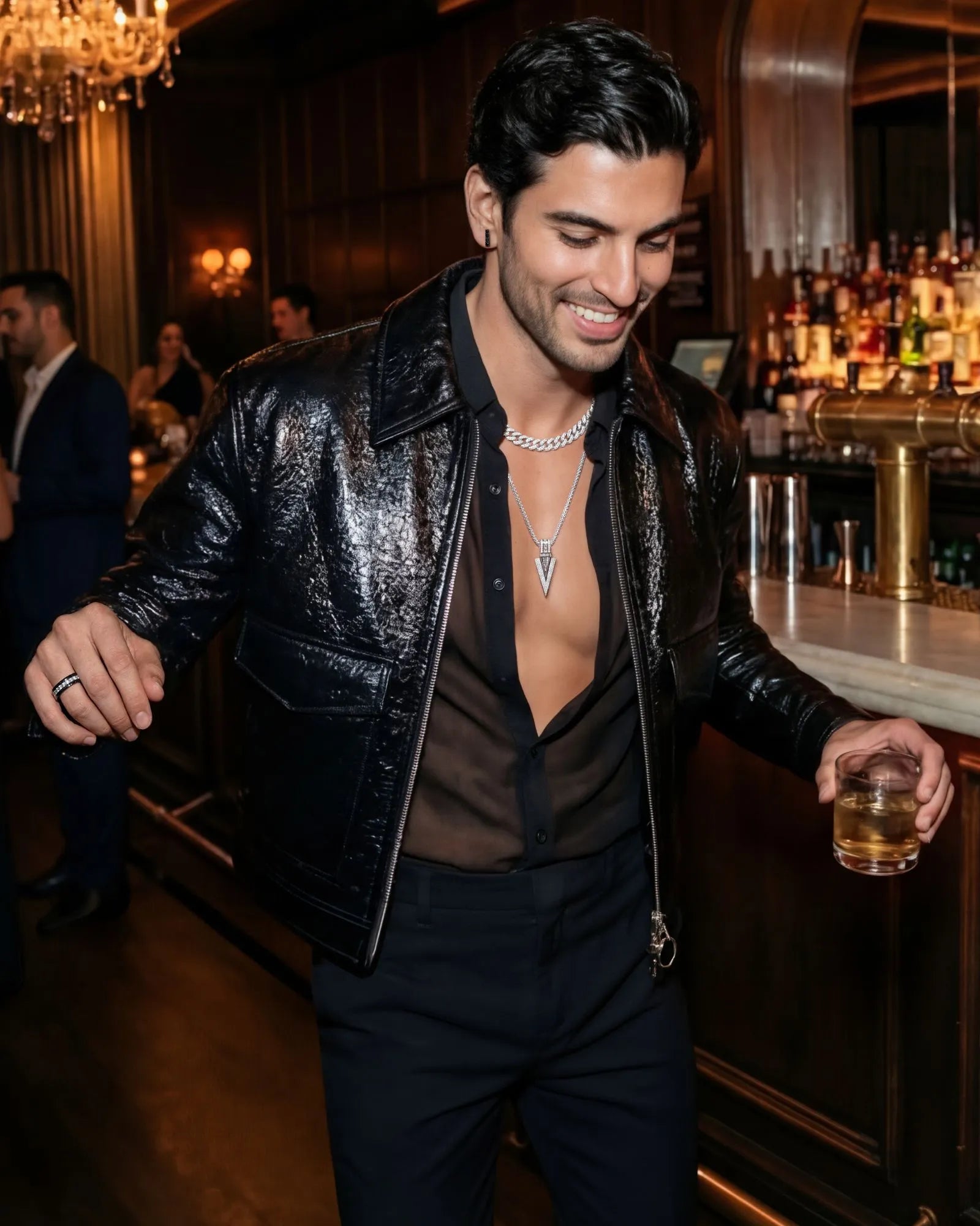 Dark link Earrings | AMARIS JEWELS | Fine Jewelry 