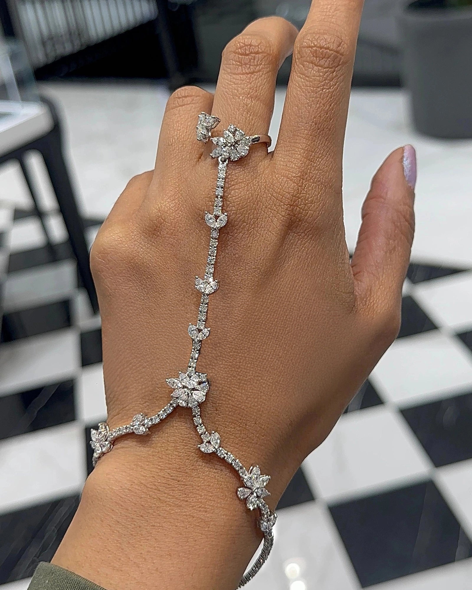 Diamond Bloom Hand Harness | AMARIS JEWELS | Fine Jewelry 