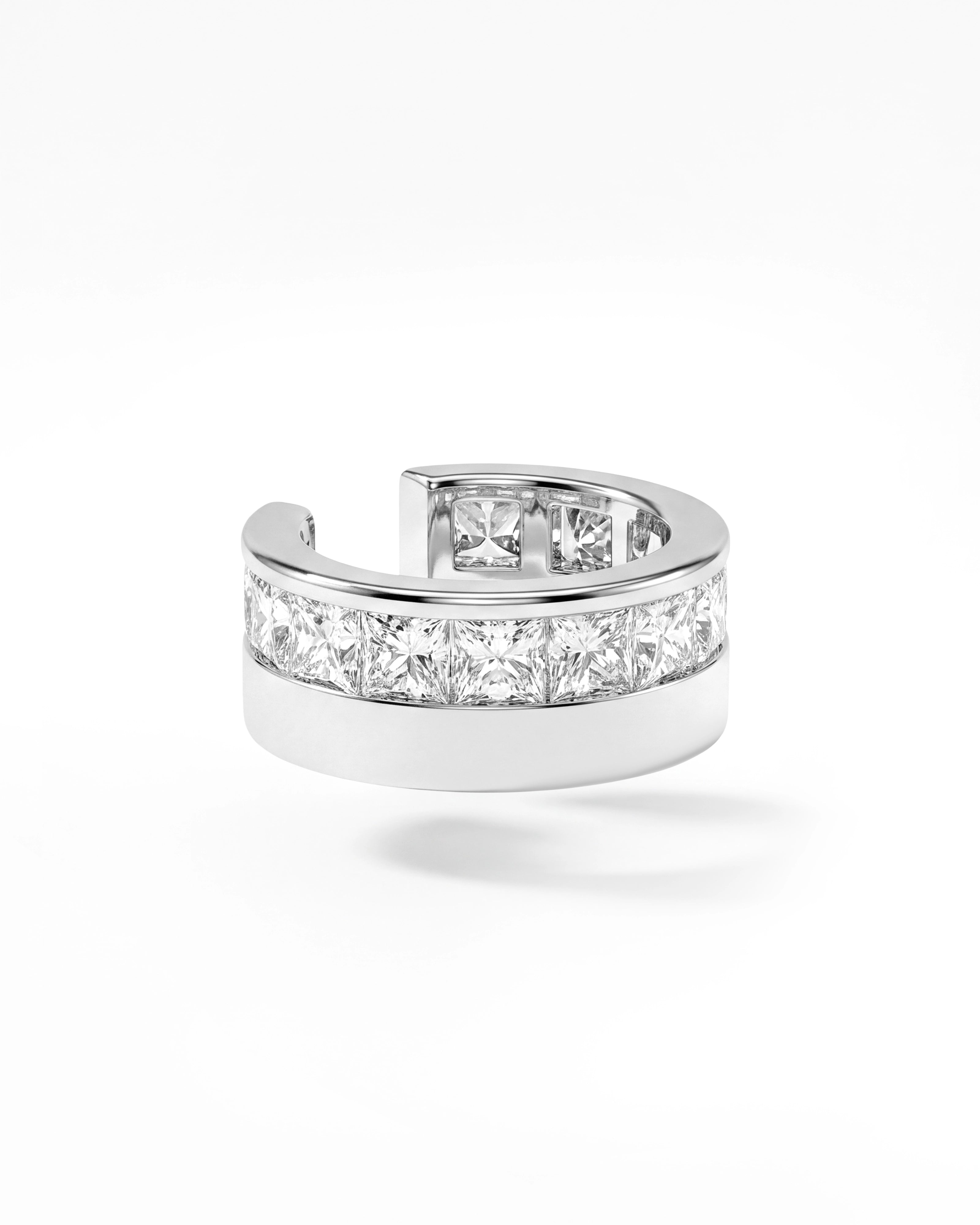 Diamond Dial Ear Huggy | AMARIS JEWELS | Fine Jewelry
