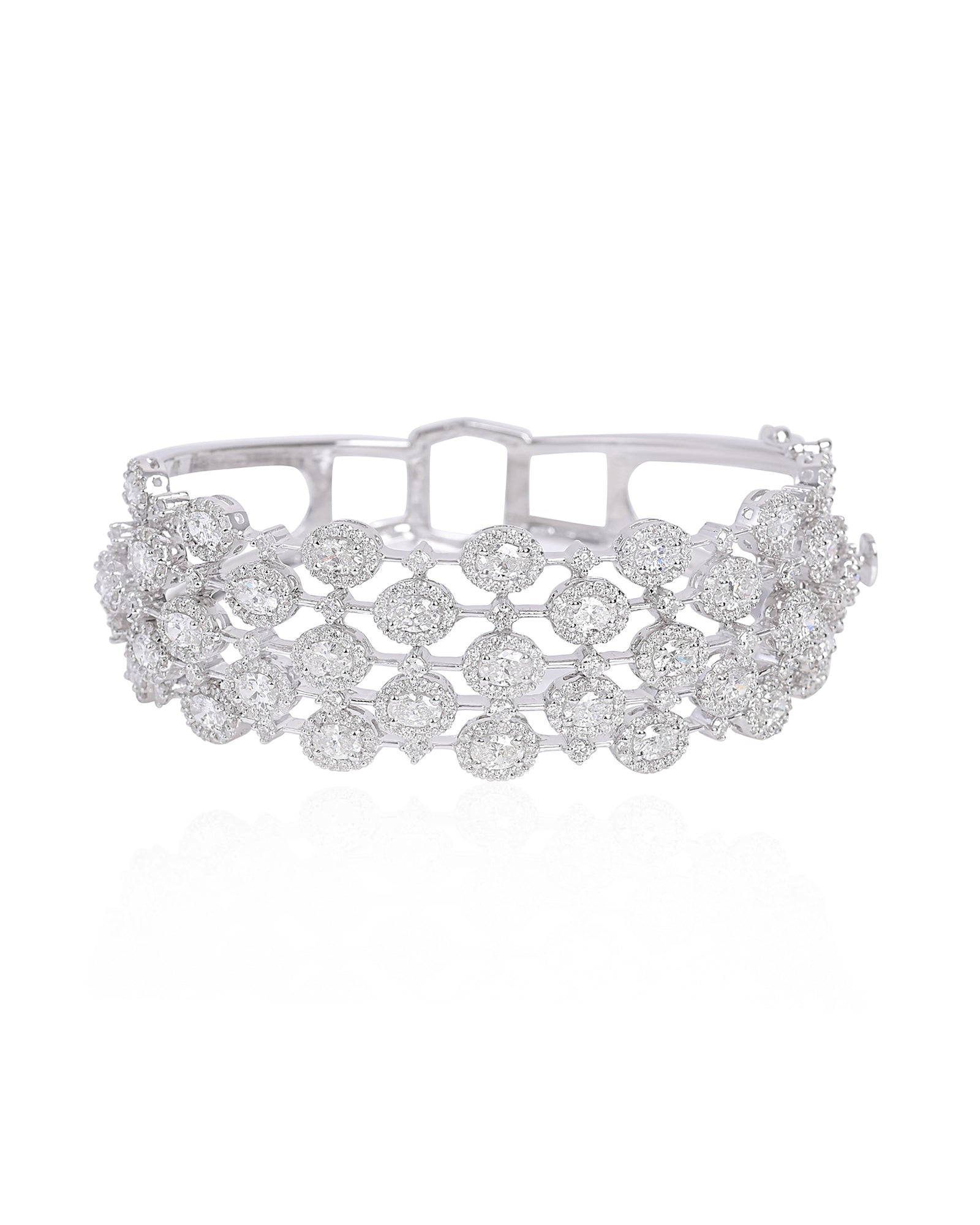 Diamond Pulse Bracelet | AMARIS JEWELS | Fine Jewelry 