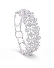 Diamond Pulse Bracelet | AMARIS JEWELS | Fine Jewelry