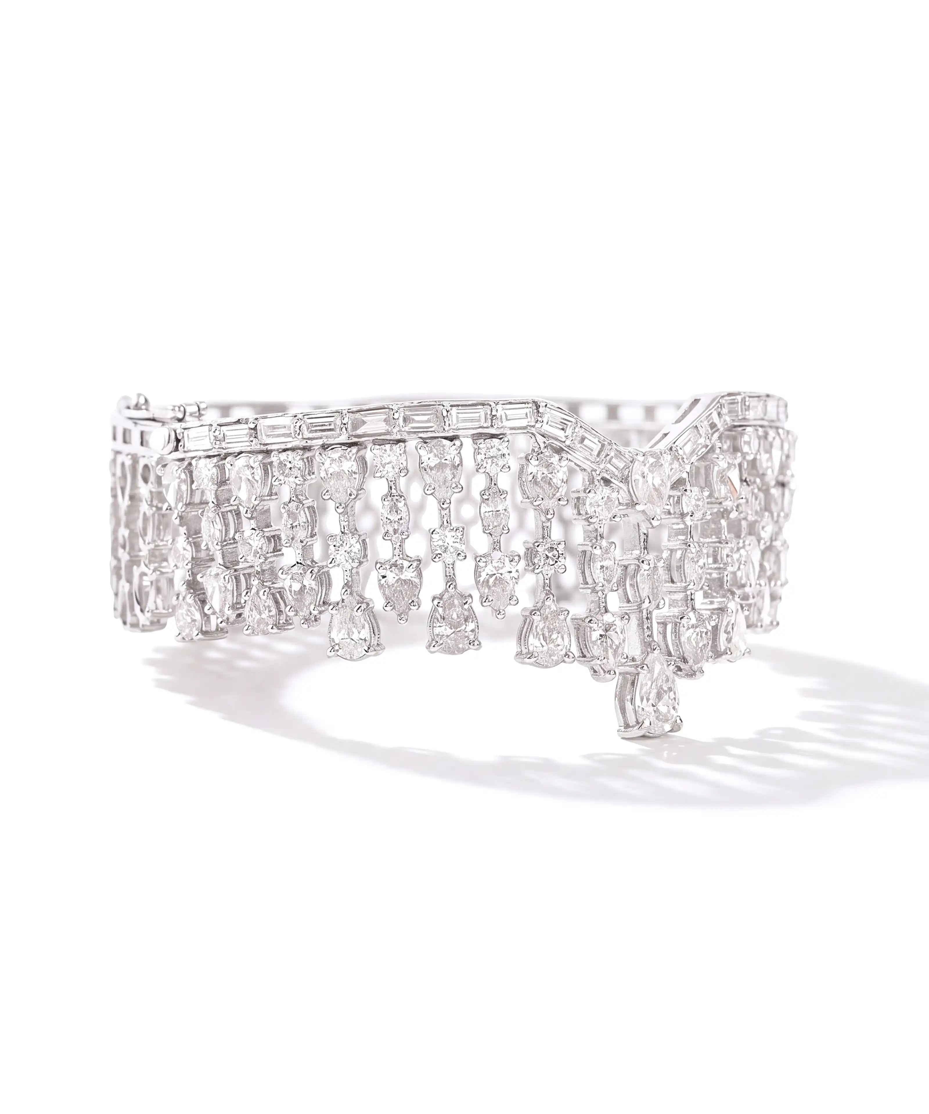 Diamond Raindrop Bracelet | AMARIS JEWELS | Fine Jewelry