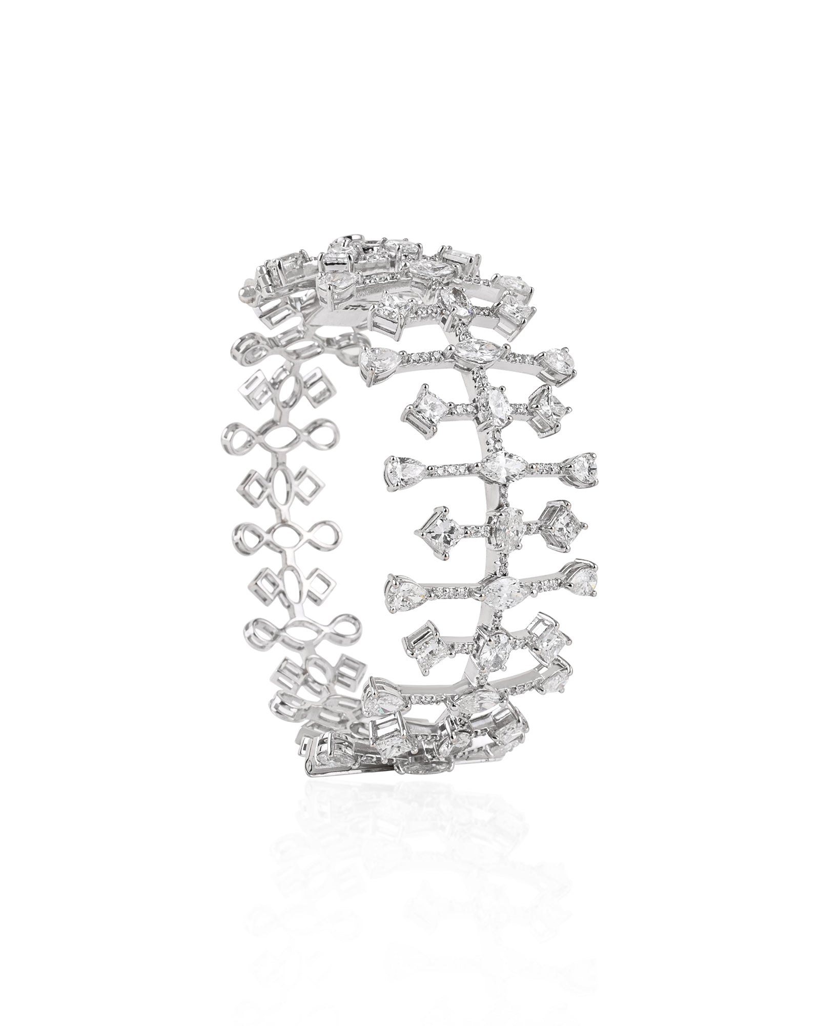 Diamond Spike Bracelet | AMARIS JEWELS | Fine Jewelry 
