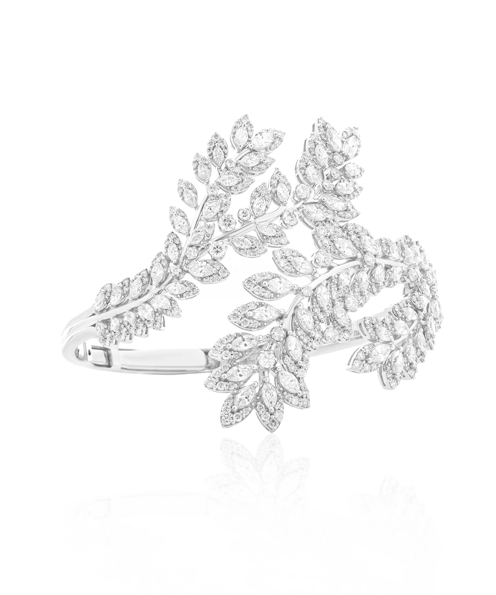 Diamond Story Bracelet | AMARIS JEWELS | Fine Jewelry 