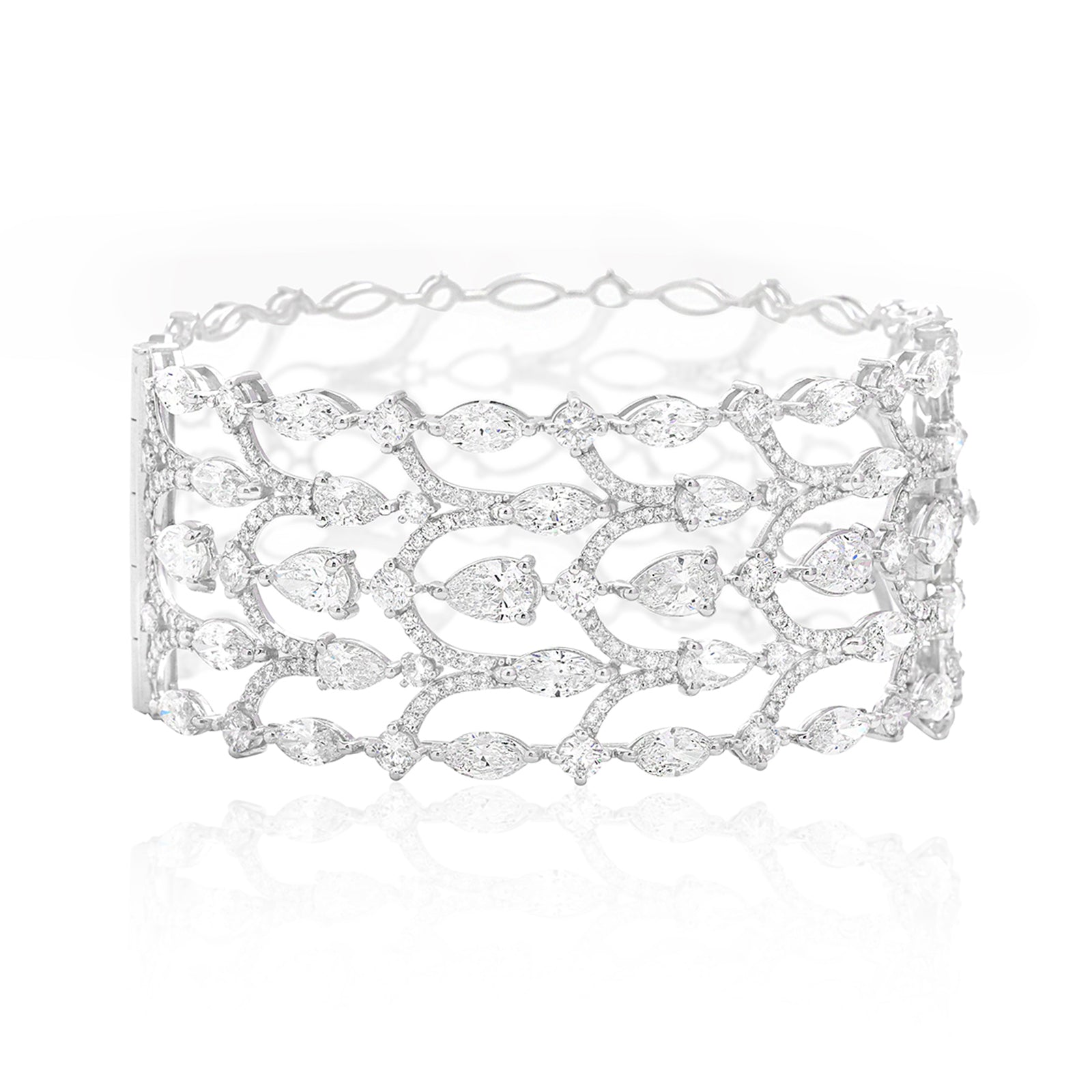 Diamond Stream Bracelet | AMARIS JEWELS | Fine Jewelry 