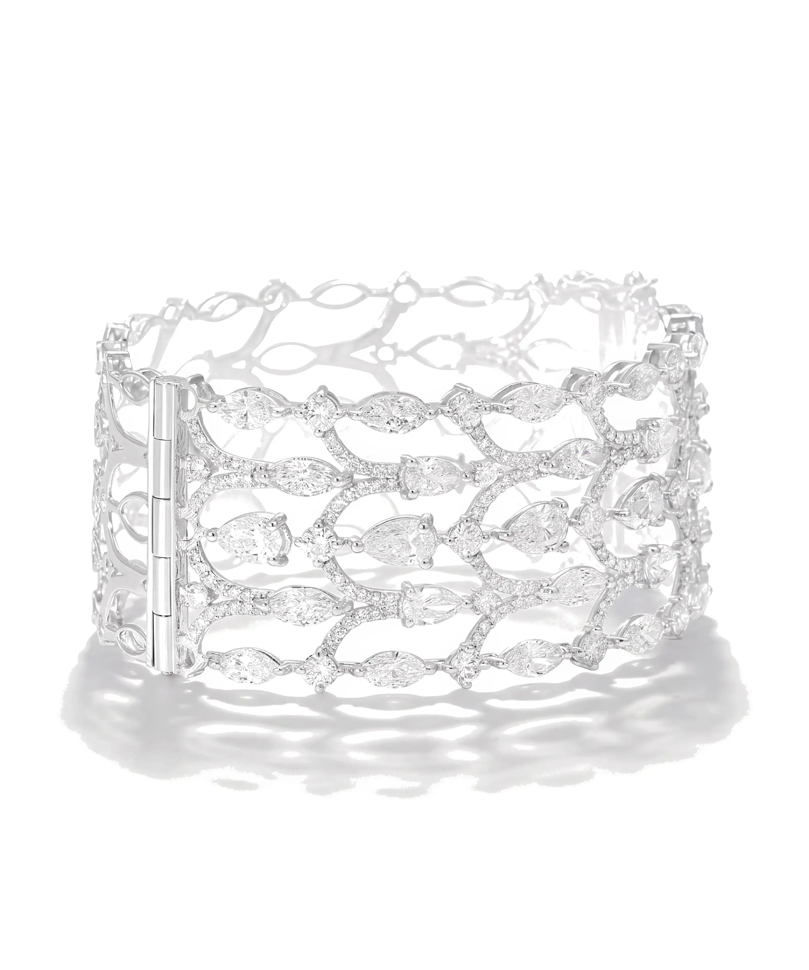 Diamond Stream Bracelet | AMARIS JEWELS | Fine Jewelry