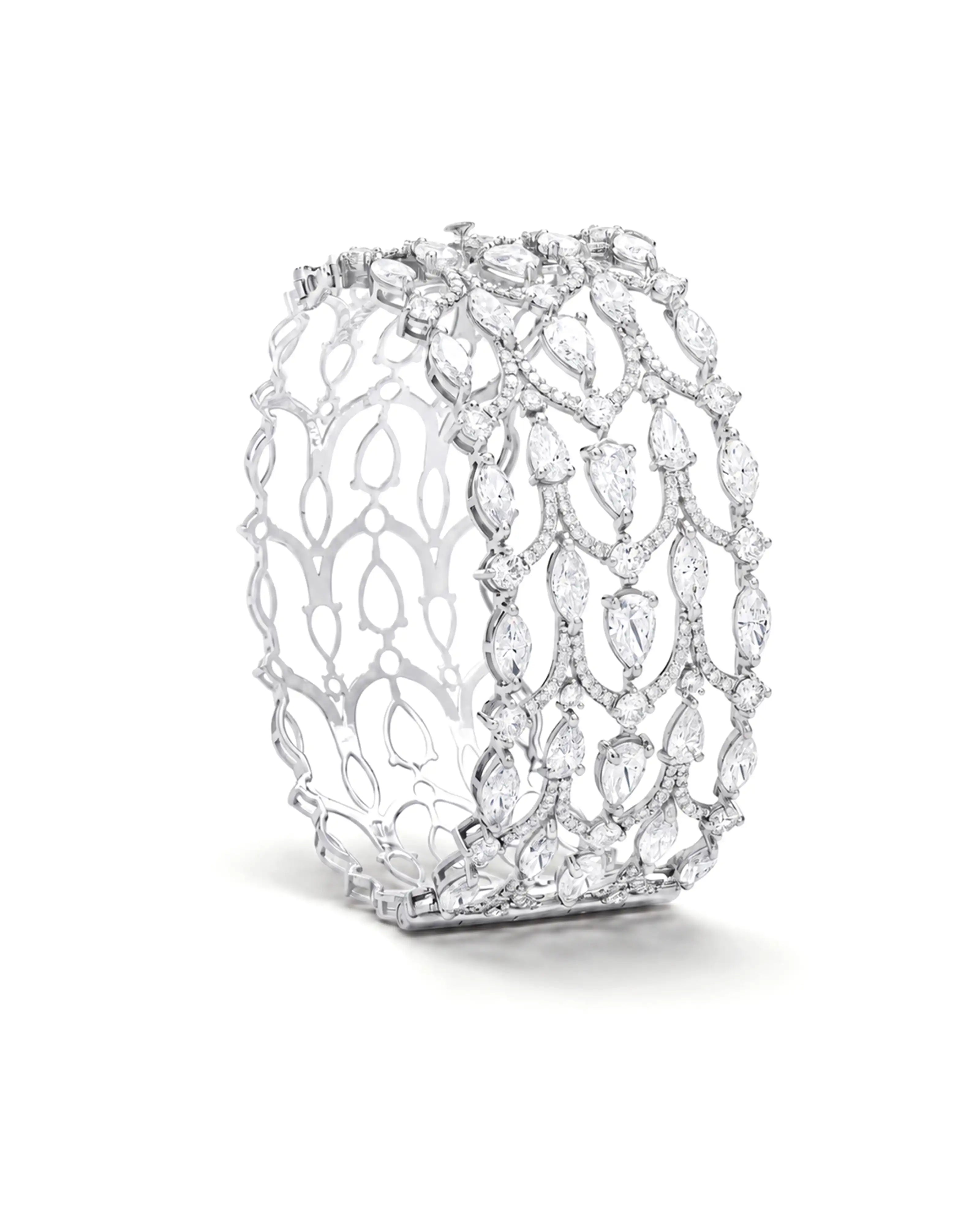 Diamond Stream Bracelet | AMARIS JEWELS | Fine Jewelry