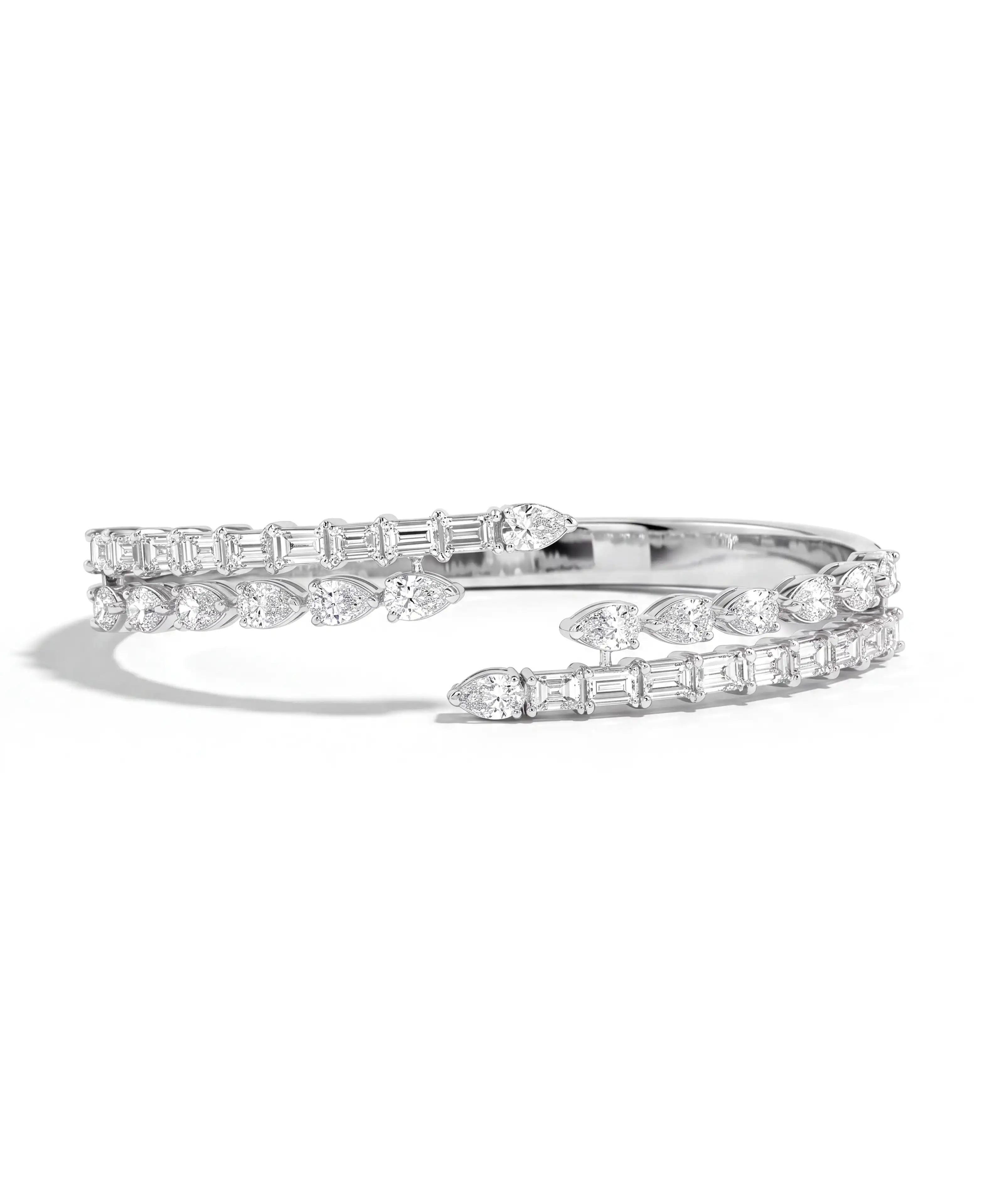 Diamond Swirl Bracelet | AMARIS JEWELS | Fine Jewelry