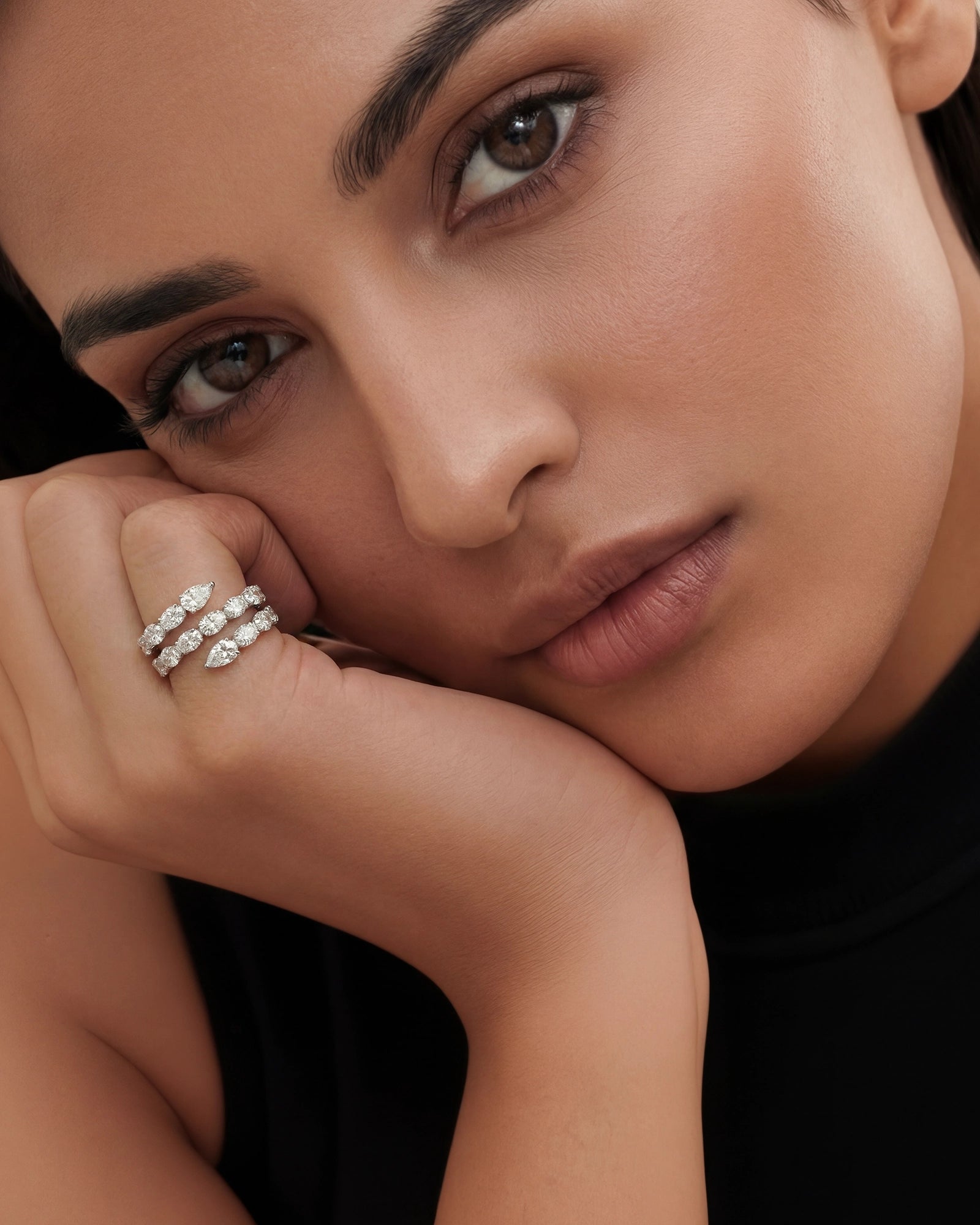 Diamond Swirl Ring 2.0 | AMARIS JEWELS | Fine Jewelry 