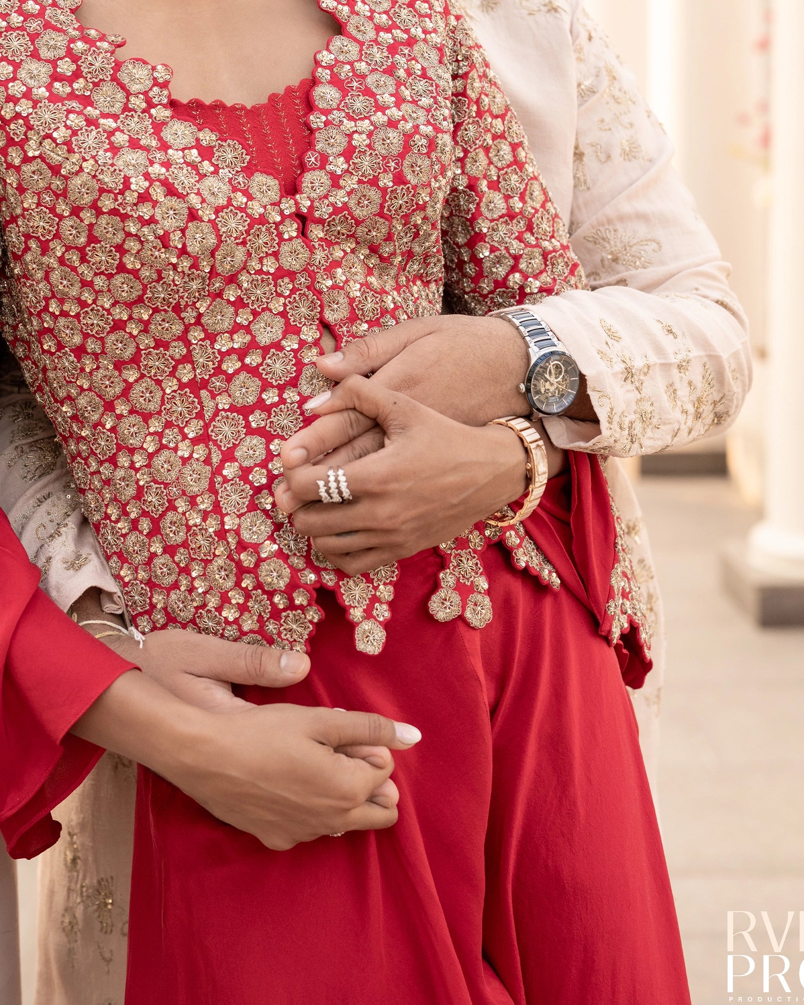 Diamond Swirl Ring | AMARIS JEWELS | Fine Jewelry 