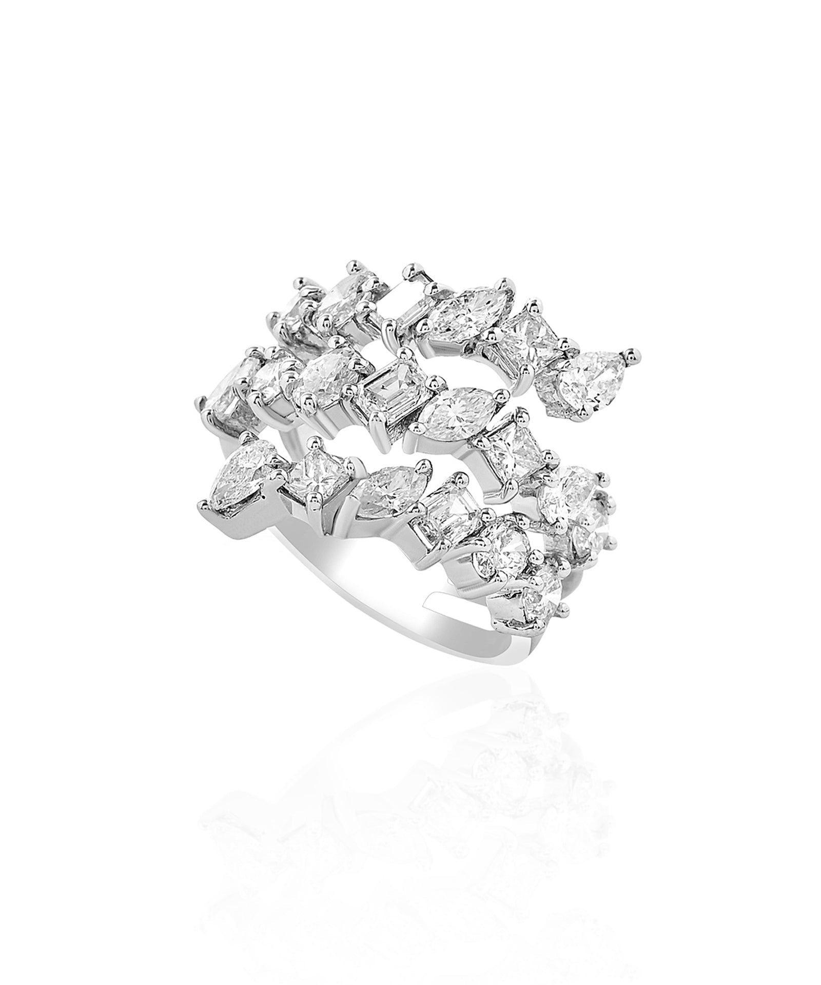 Diamond Swirl Ring | AMARIS JEWELS | Fine Jewelry 