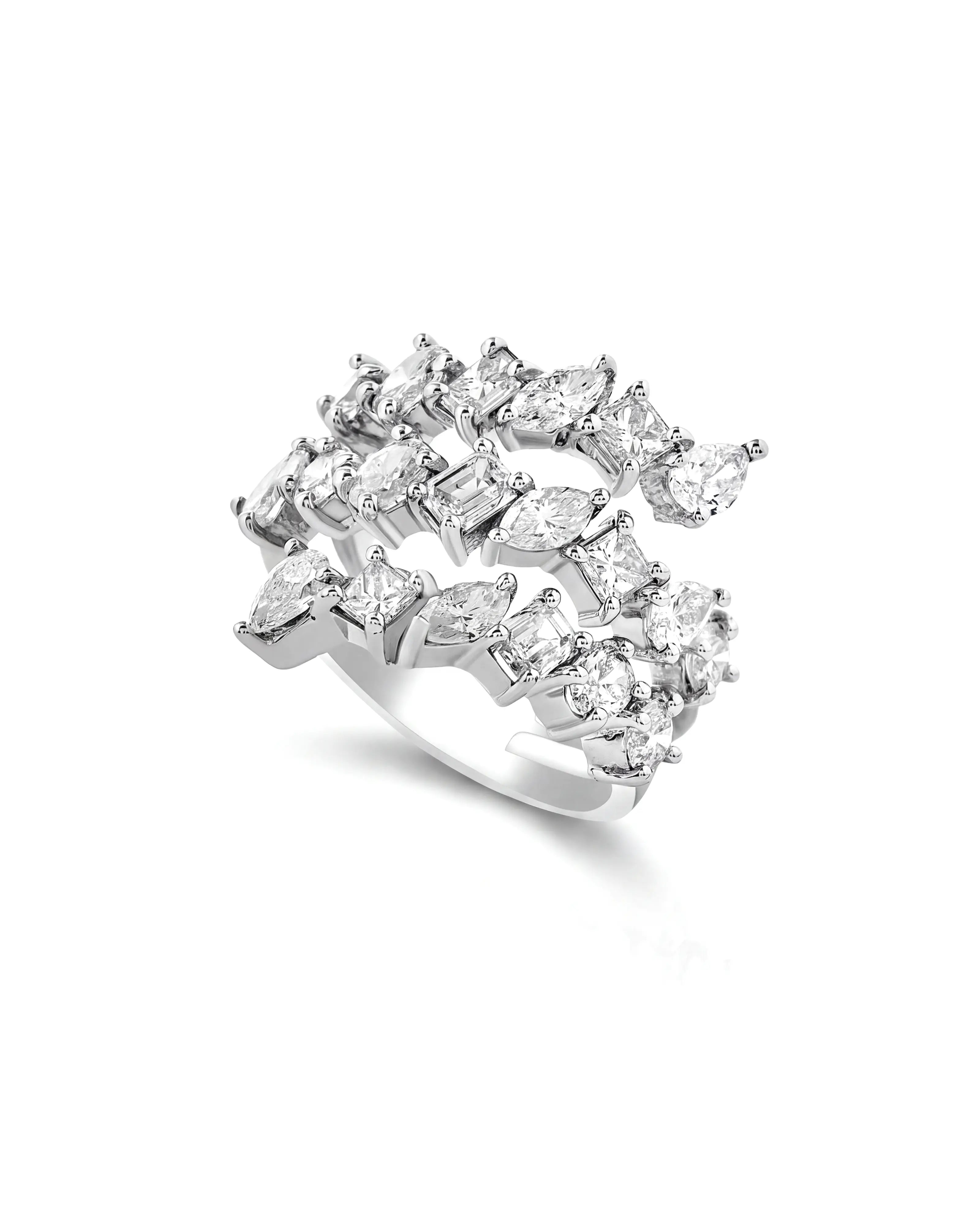 Diamond Swirl Ring | AMARIS JEWELS | Fine Jewelry