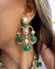Emerald Bagh Earrings