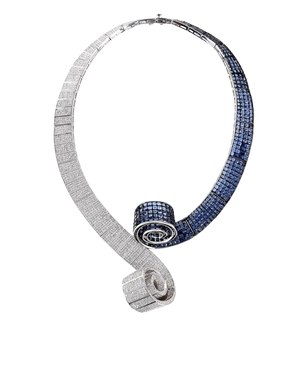 Embrace-the-Swirl-Necklace-AMARIS