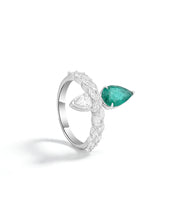 Emerald Anchor Ring | AMARIS JEWELS | Fine Jewelry