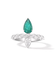 Emerald Anchor Ring | AMARIS JEWELS | Fine Jewelry