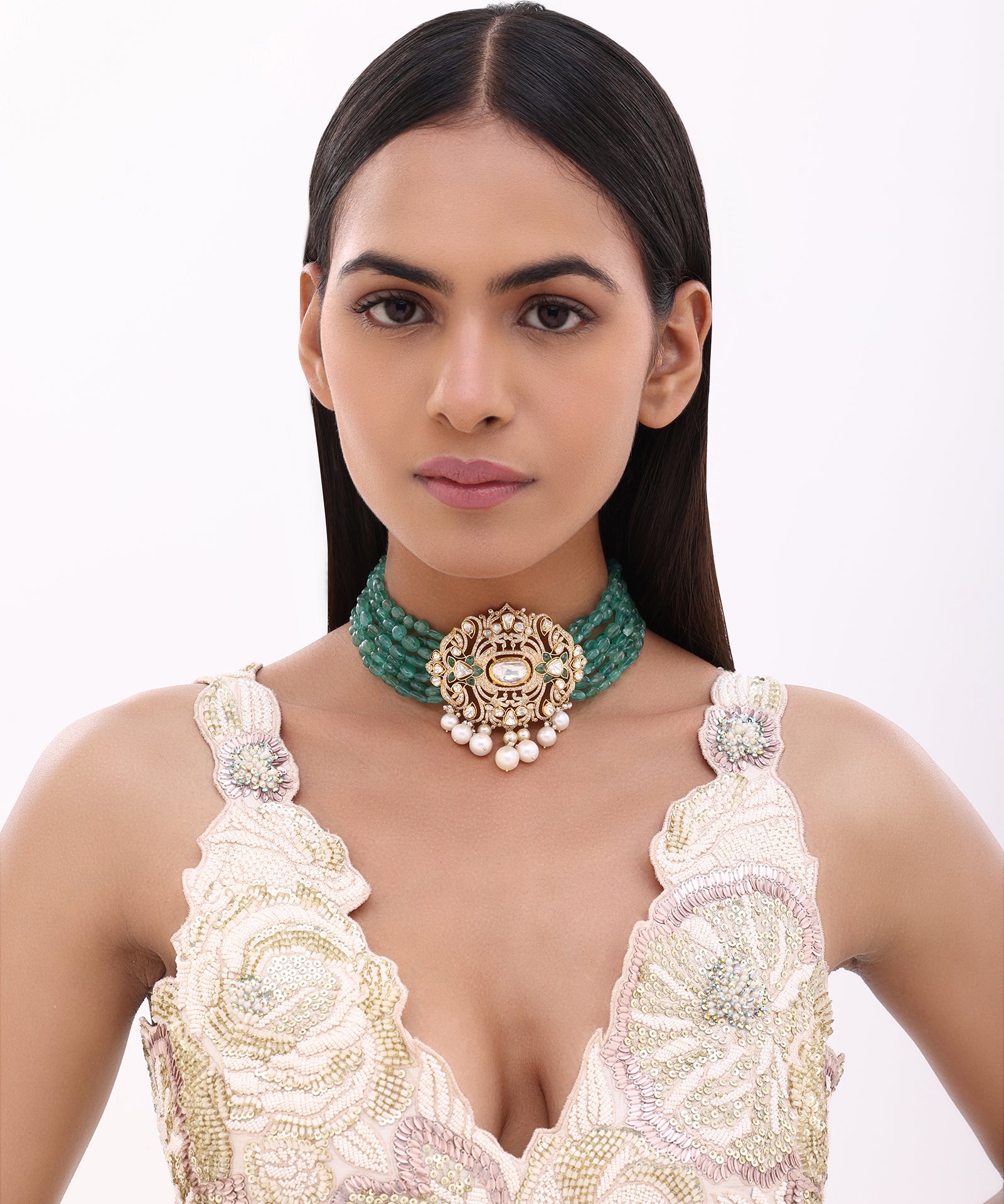 Emerald Baag Necklace | AMARIS JEWELS | Fine Jewelry 