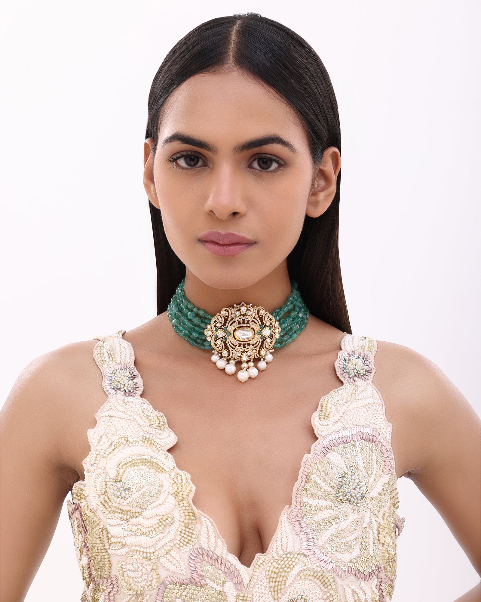Emerald Baag Necklace | AMARIS JEWELS | Fine Jewelry 