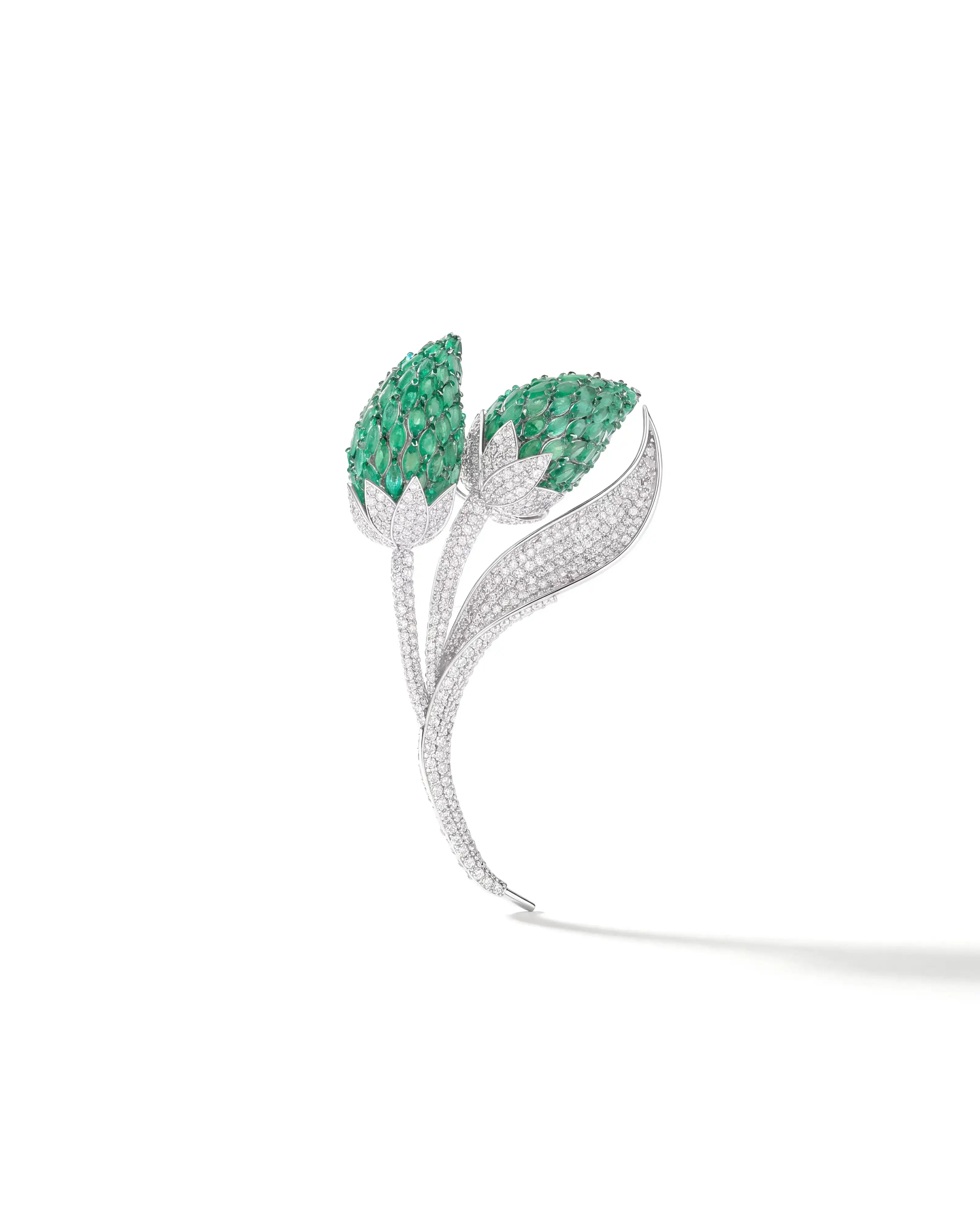 Emerald Bloom Brooch | AMARIS JEWELS | Fine Jewelry