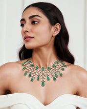 Emerald Bloom Necklace | AMARIS JEWELS | Fine Jewelry 