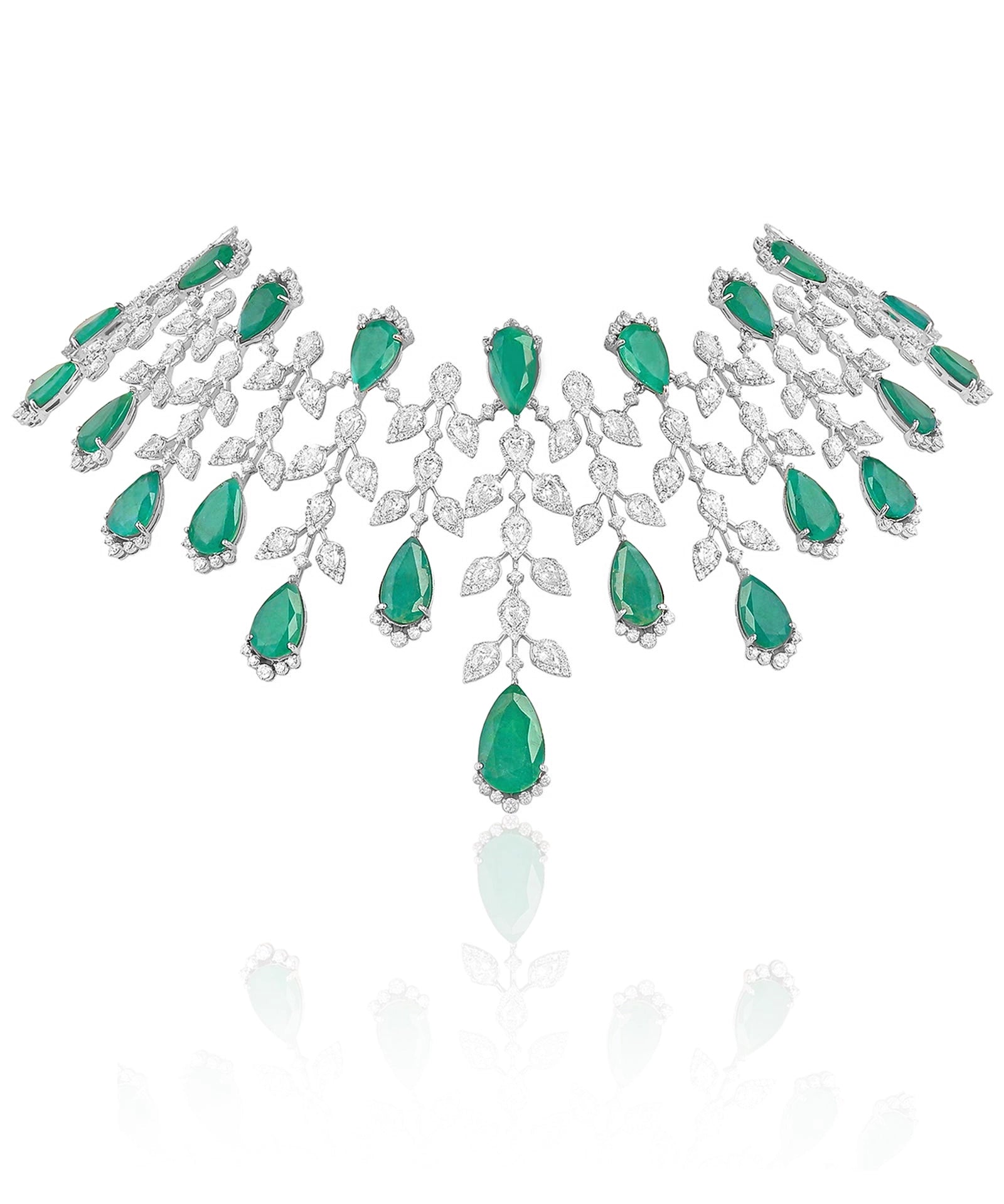 Emerald Bloom Necklace | AMARIS JEWELS | Fine Jewelry 