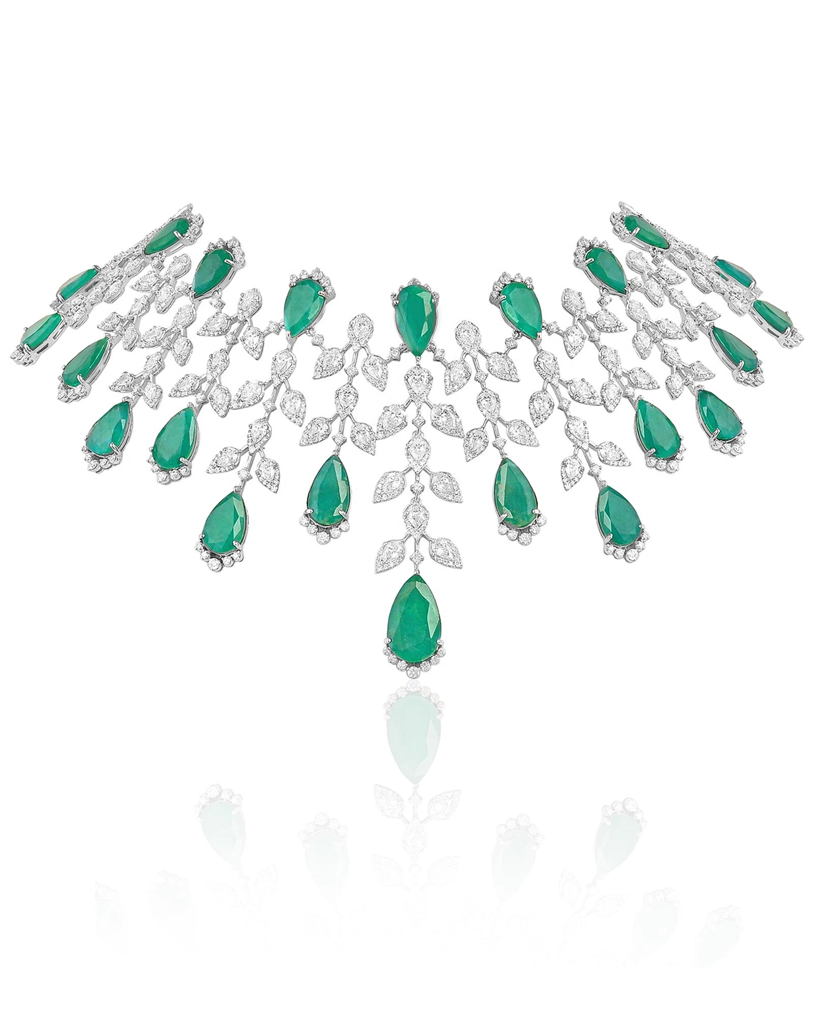 Emerald Bloom Necklace | AMARIS JEWELS | Fine Jewelry 