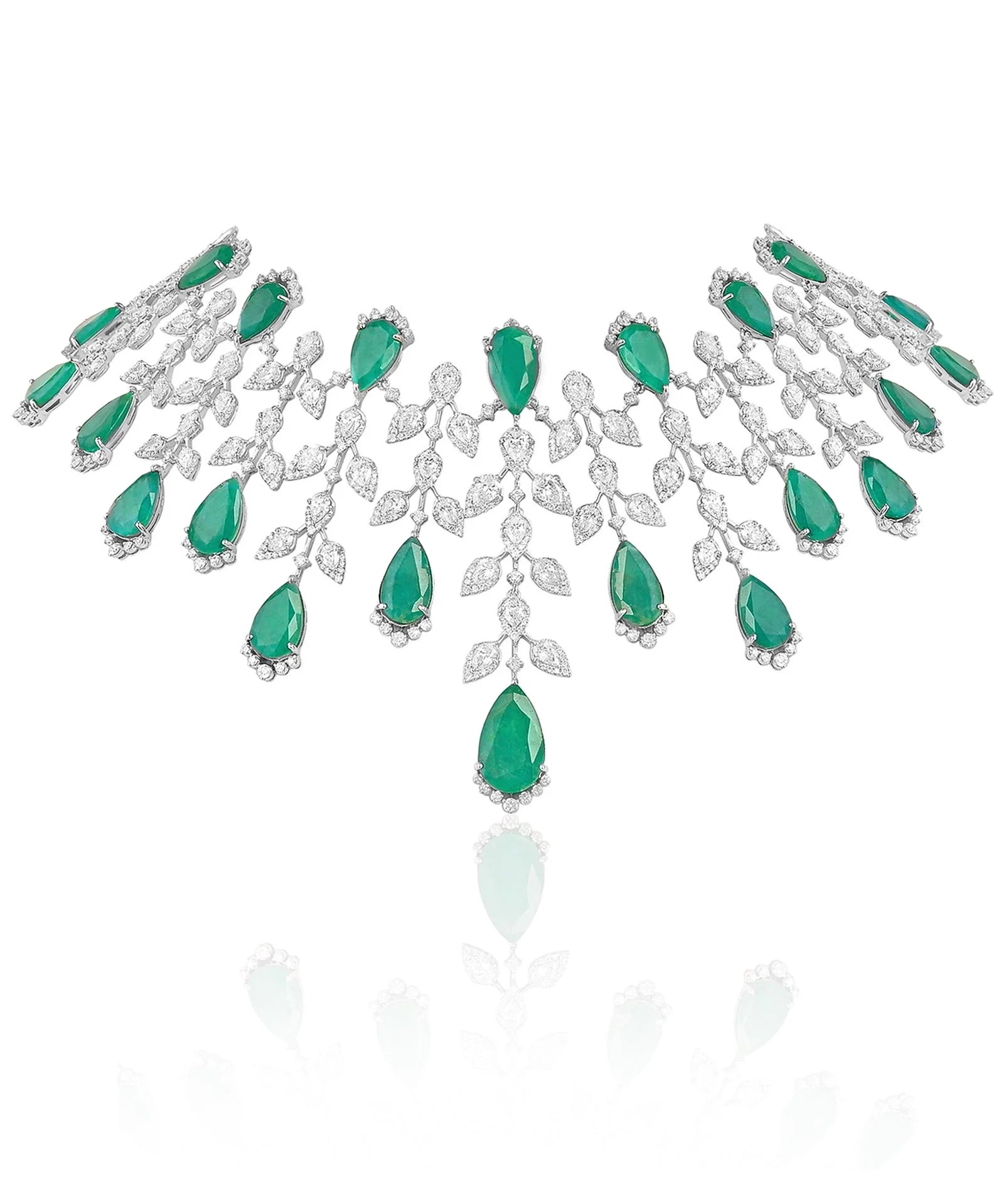 Emerald Bloom Necklace | AMARIS JEWELS | Fine Jewelry 