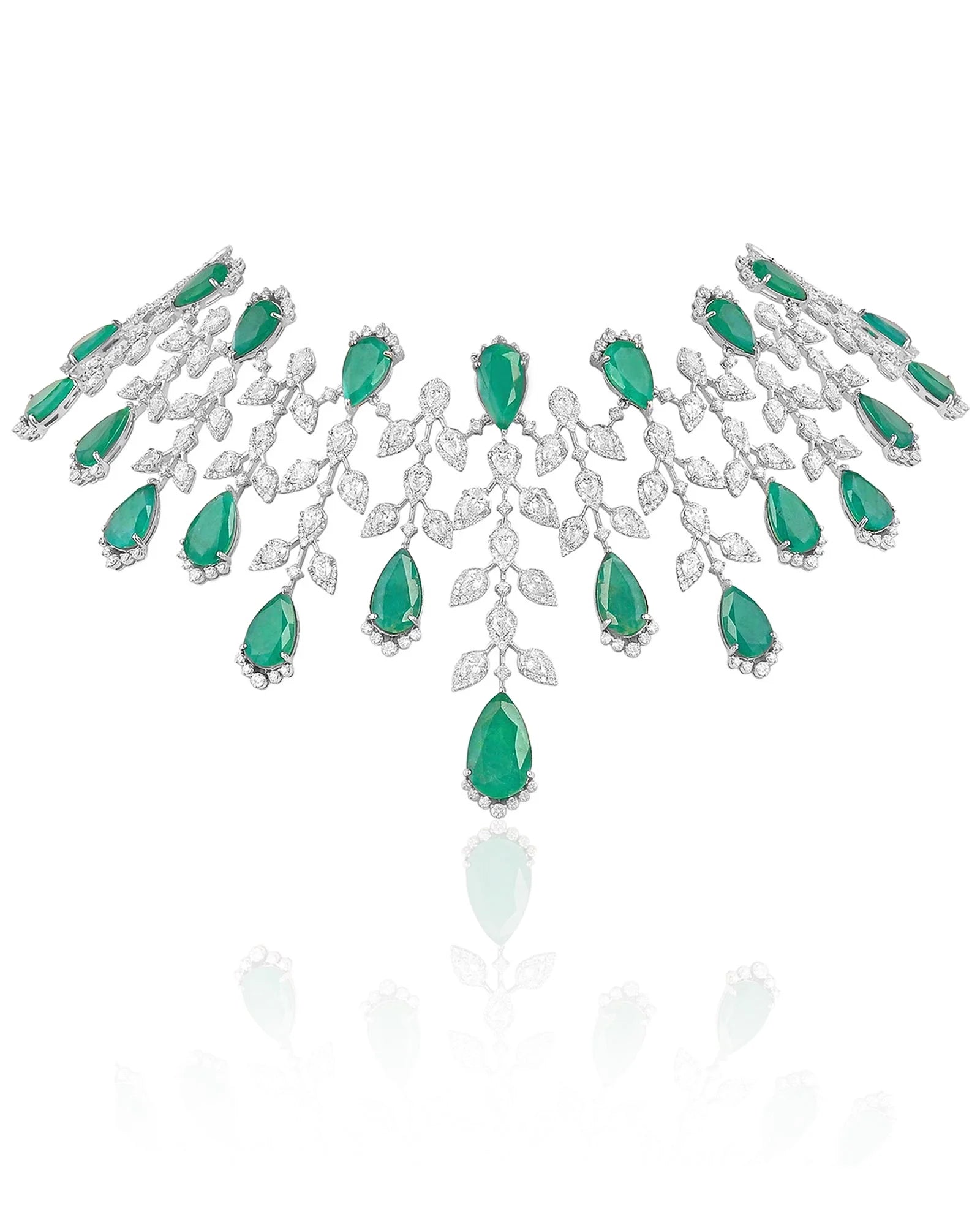 Emerald Bloom Necklace | AMARIS JEWELS | Fine Jewelry 