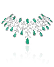 Emerald Bloom Necklace | AMARIS JEWELS | Fine Jewelry 