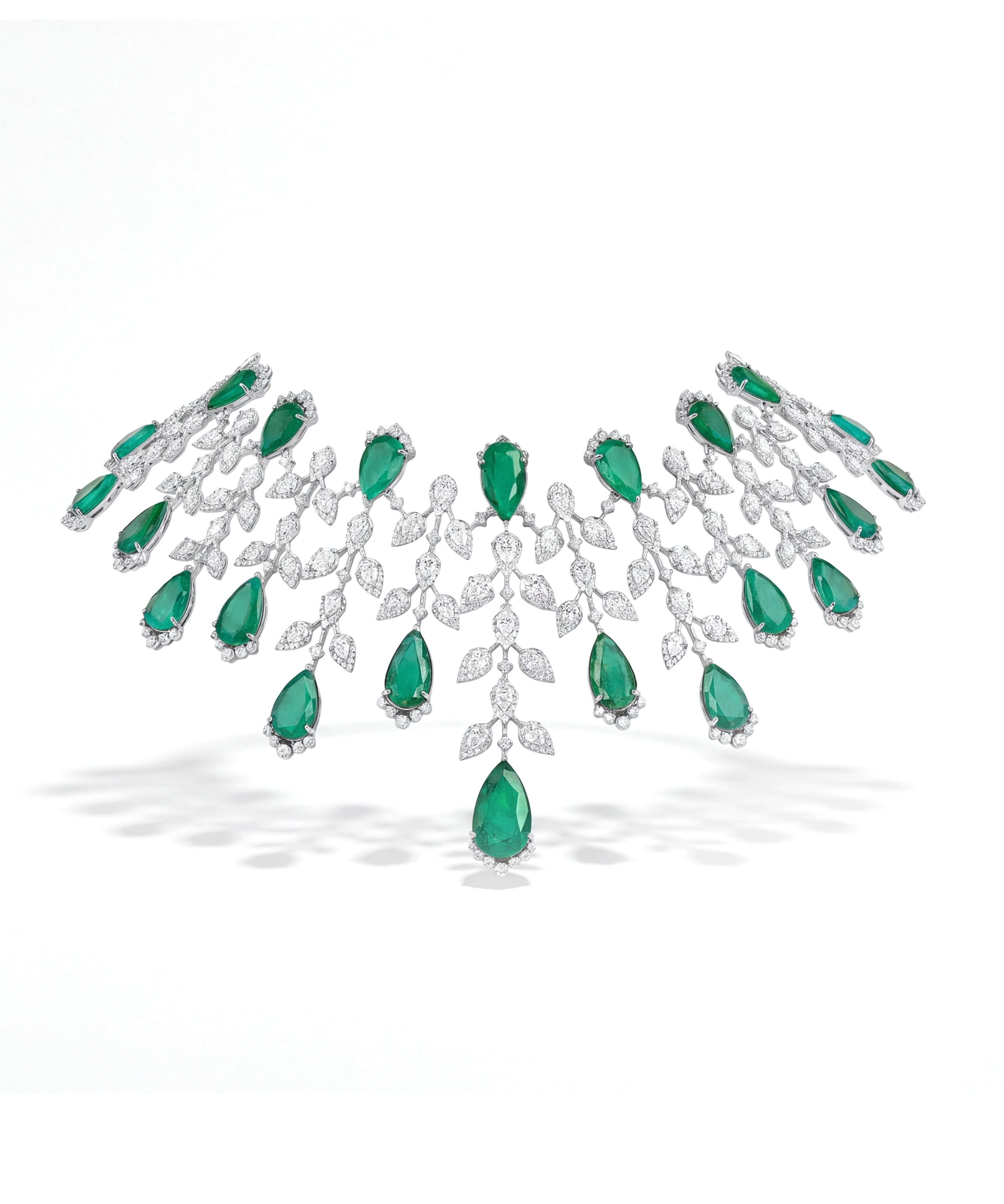Emerald Bloom Necklace | AMARIS JEWELS | Fine Jewelry