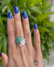 Emerald Blossom Ring | AMARIS JEWELS | Fine Jewelry 